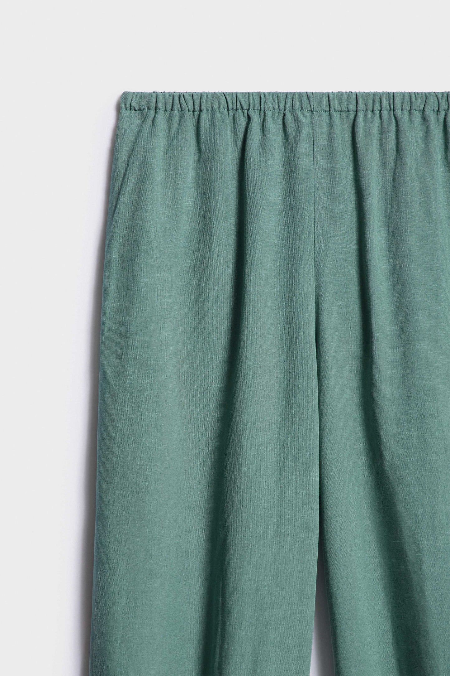 MINERAL GREEN