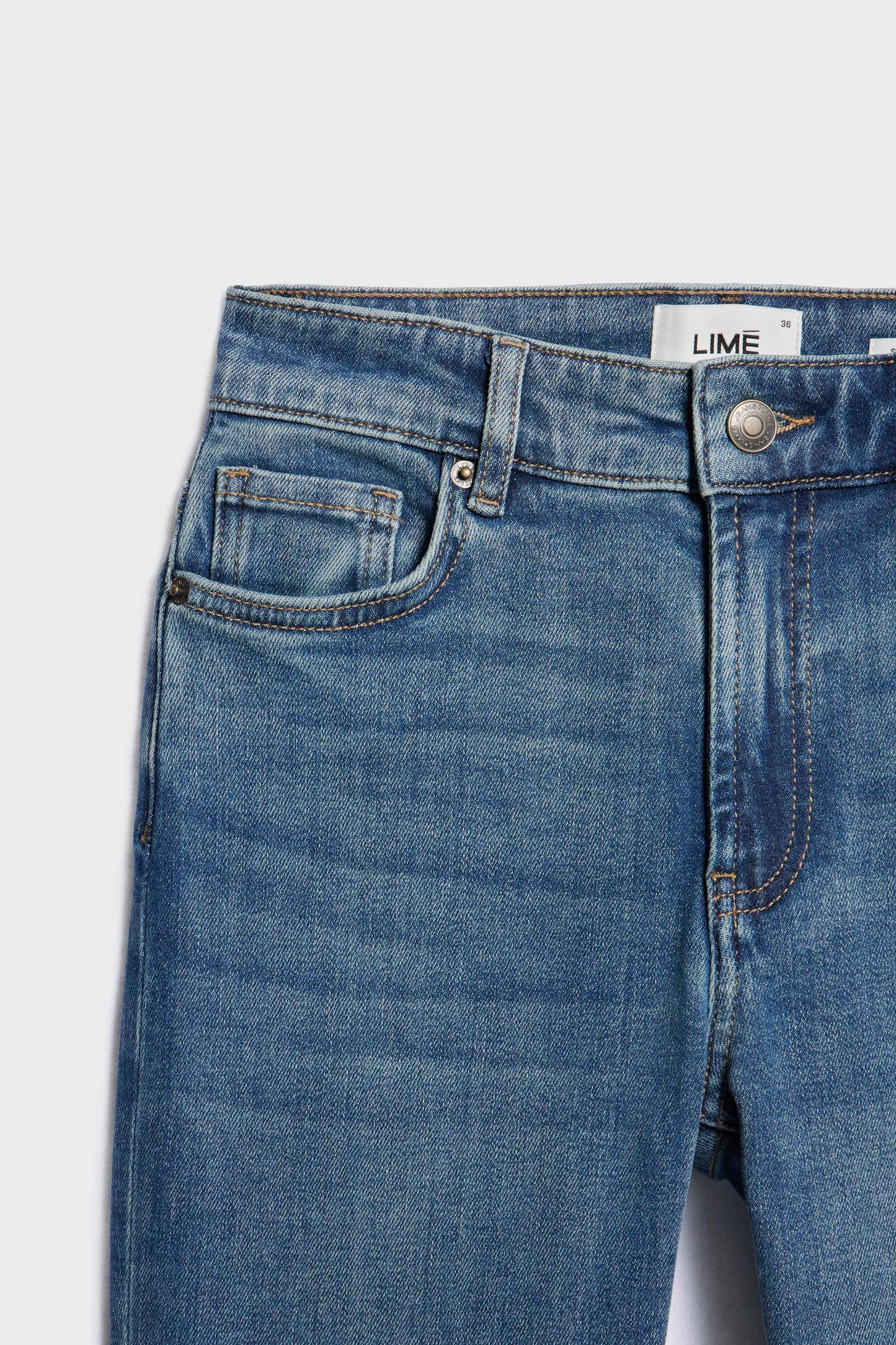 VINTAGE BLUE