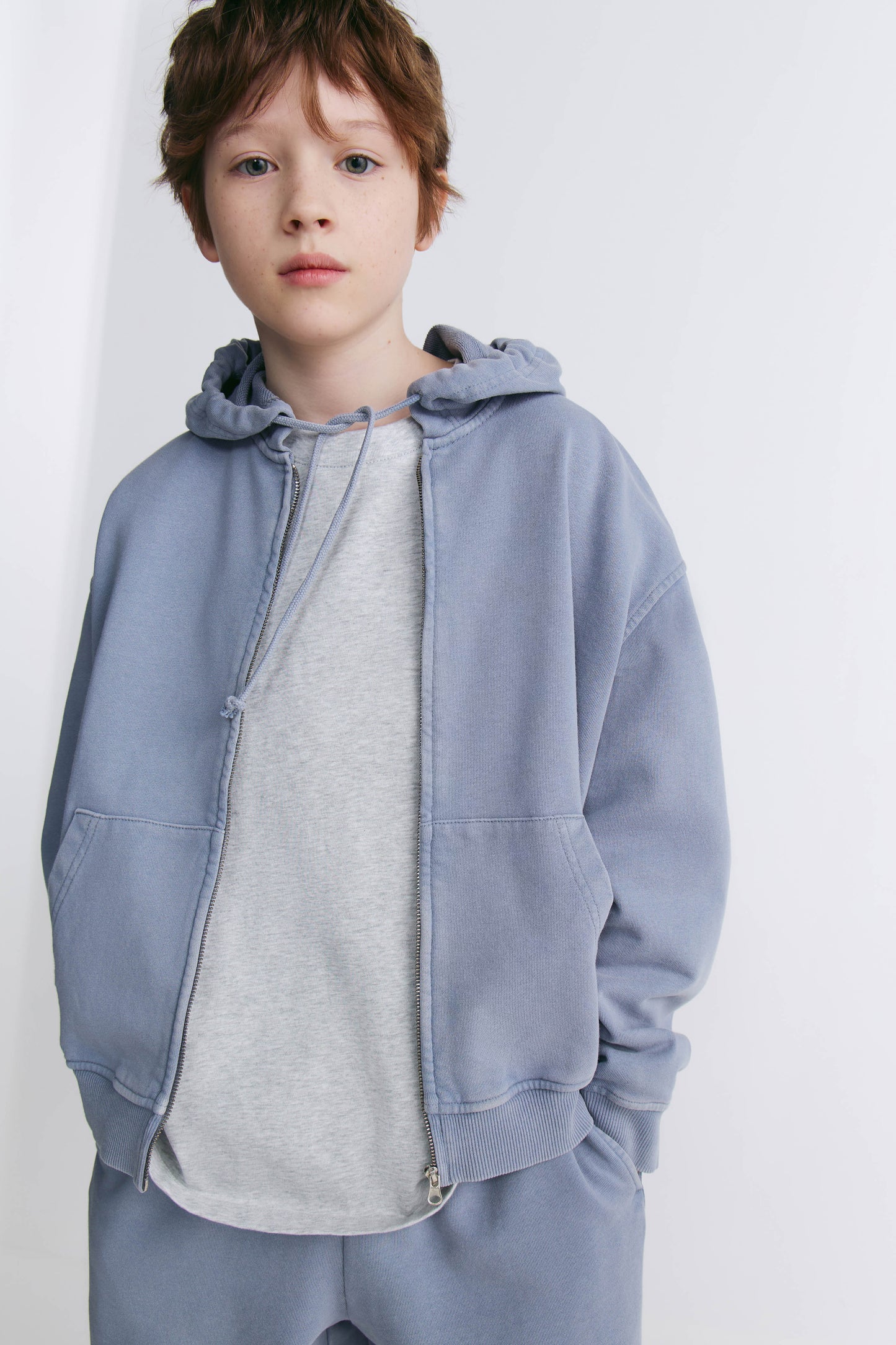 GREY BLUE