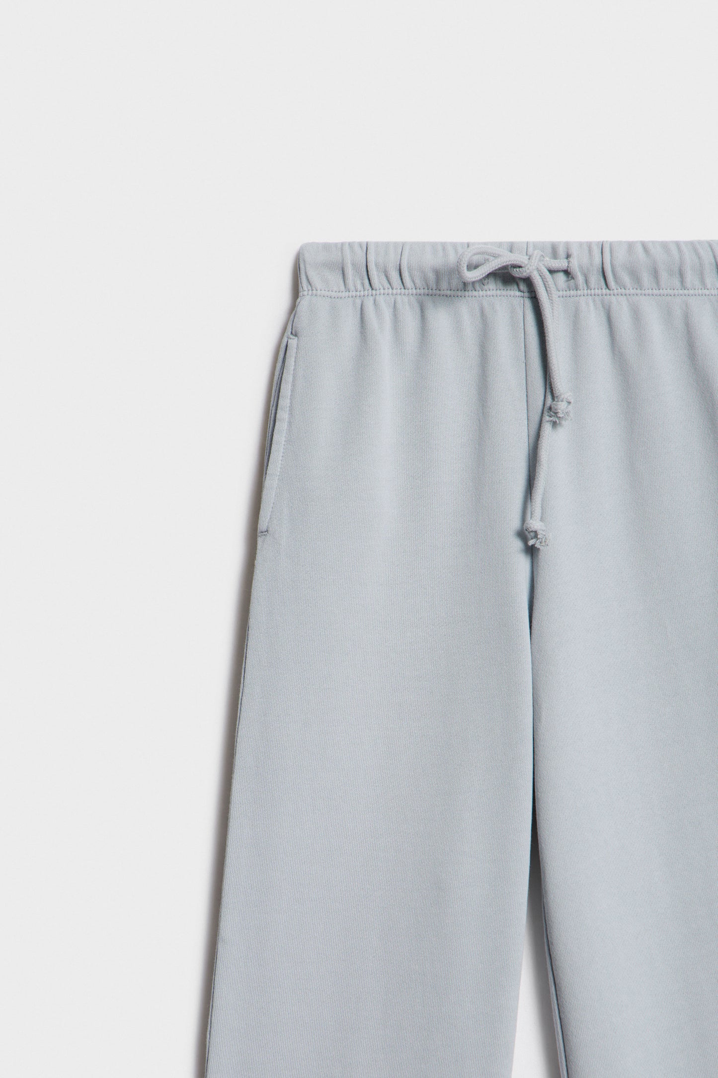 GREY BLUE