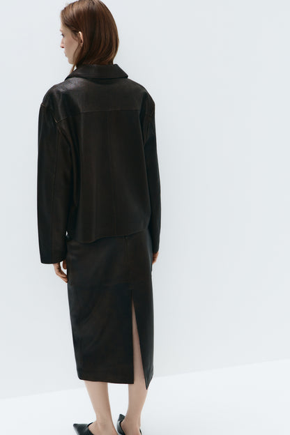 DARK BROWN