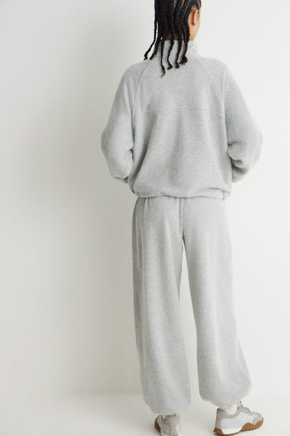 LIGHT GREY