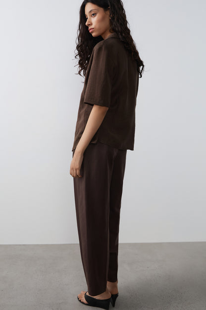 DARK BROWN