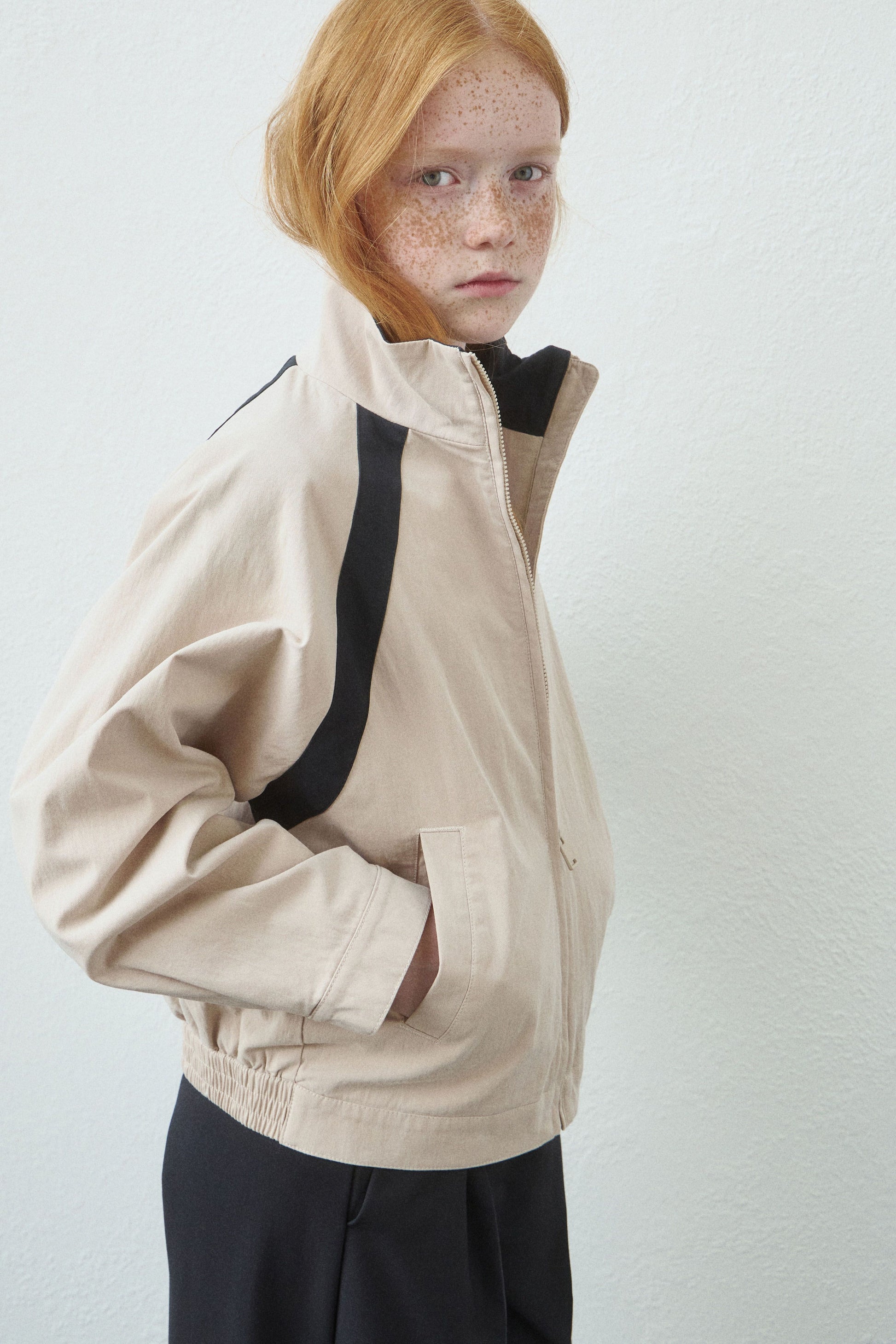 LIGHT BEIGE