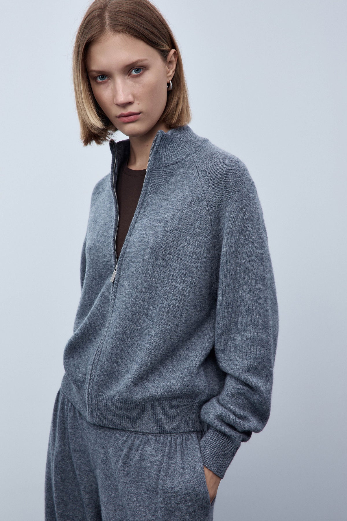 GREY MELANGE