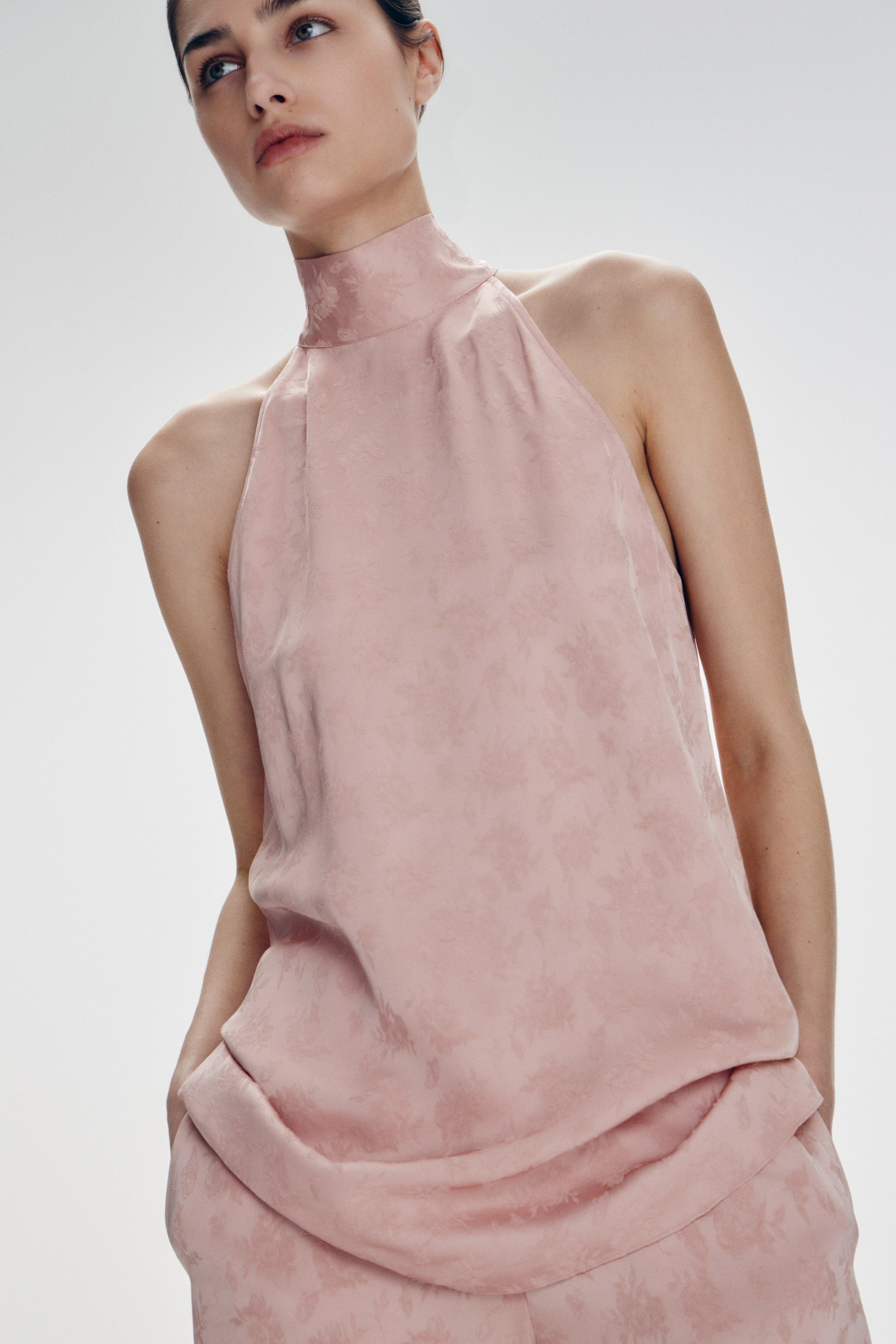 NUDE PINK