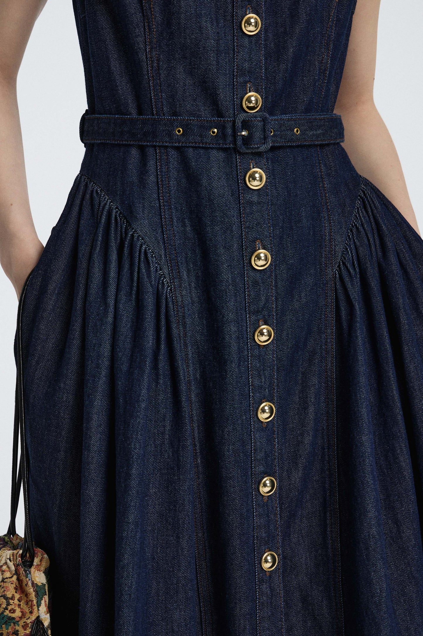 DARK BLUE