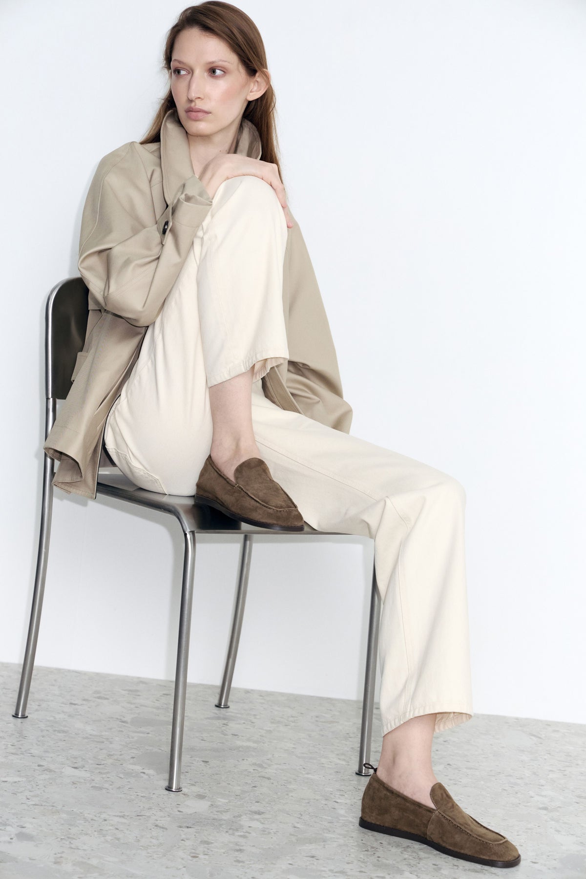 KHAKI