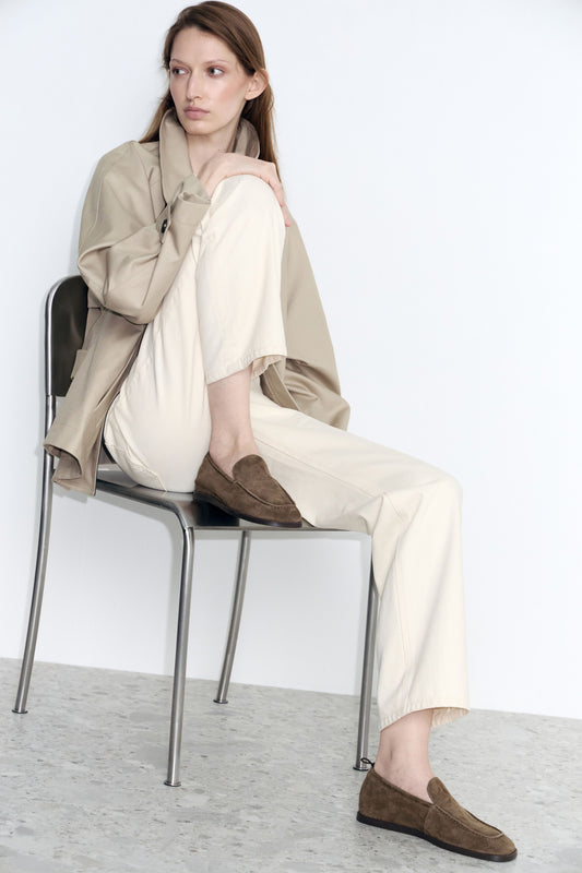 KHAKI