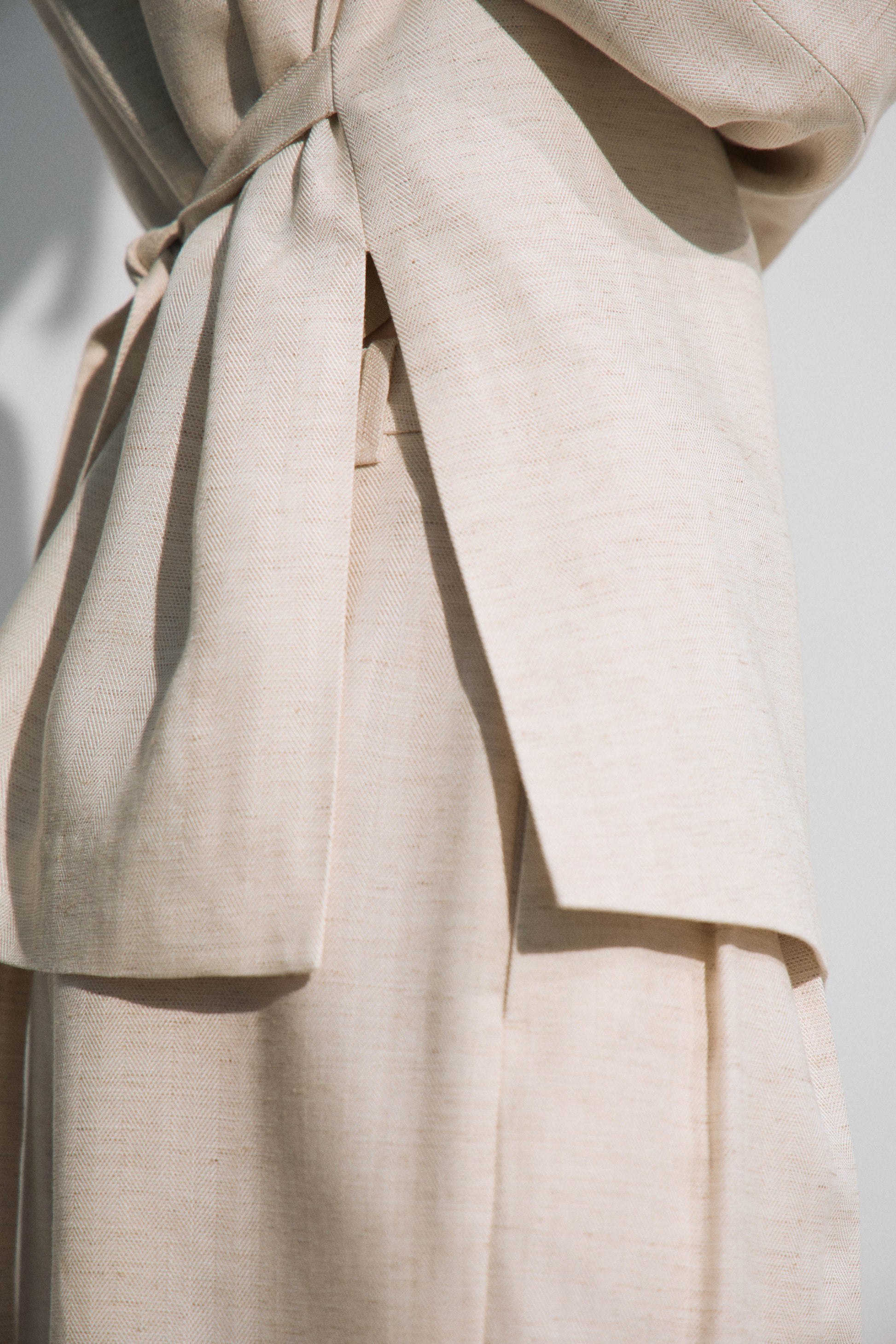 YELLOWISH GRAY MELANGE