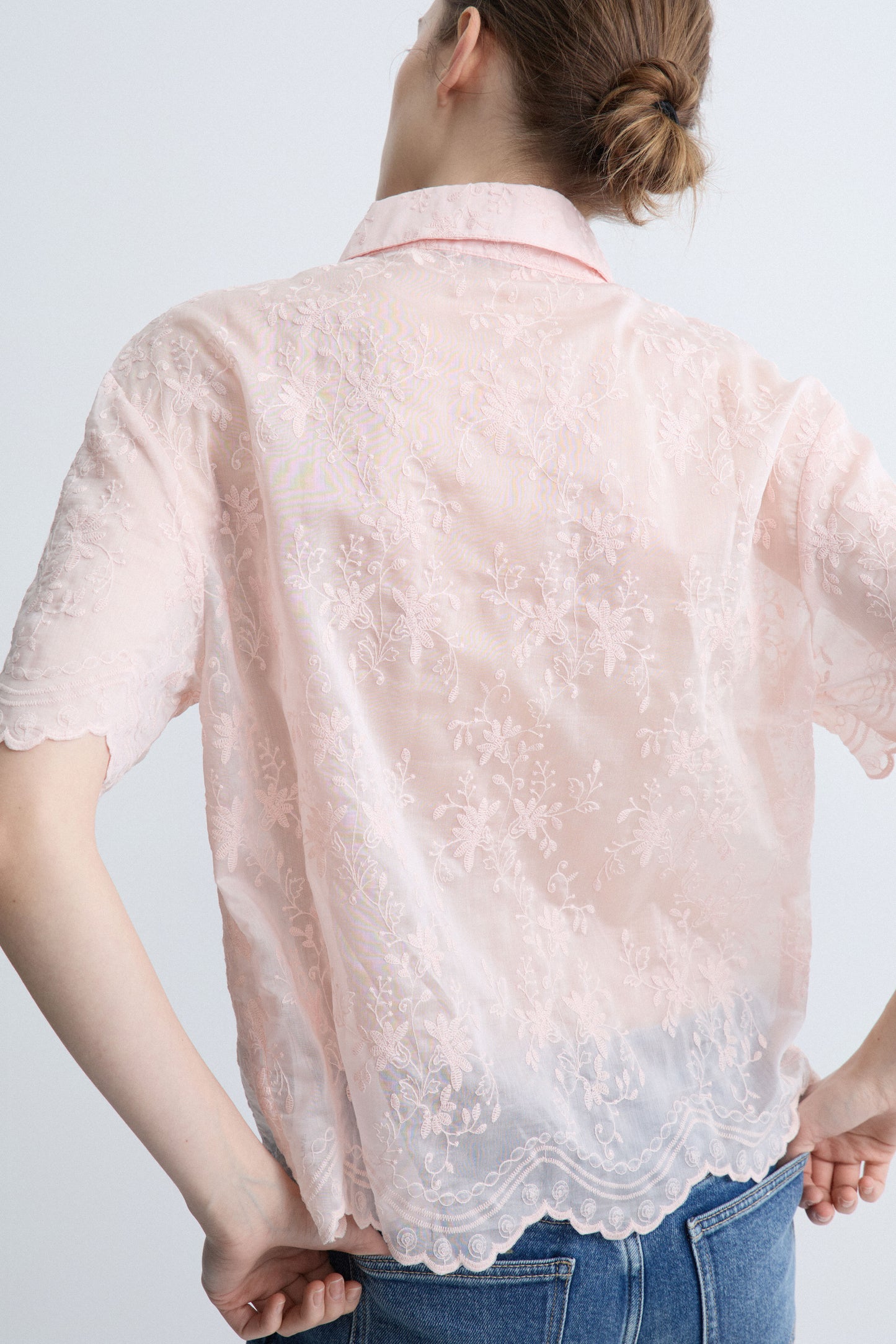 LIGHT PINK