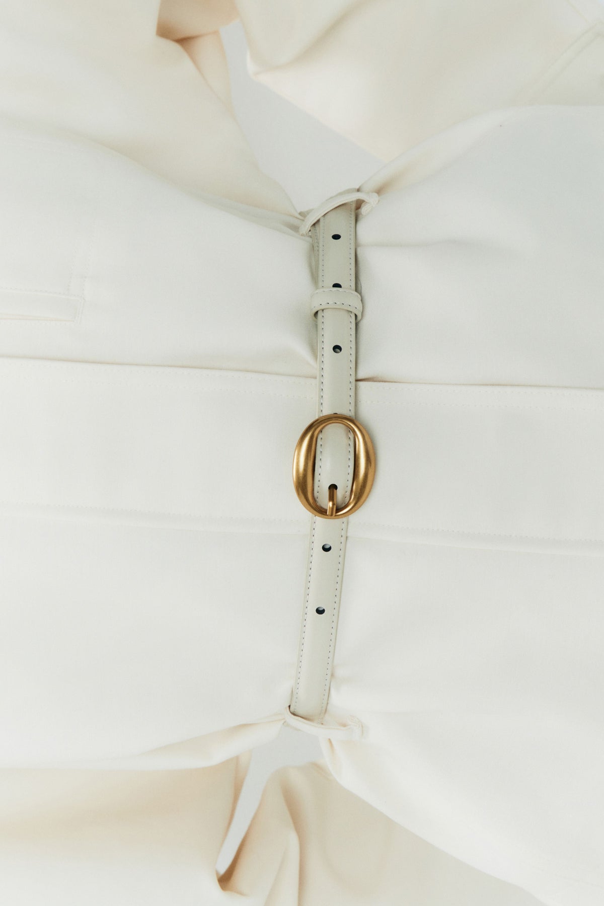 POWDER BEIGE