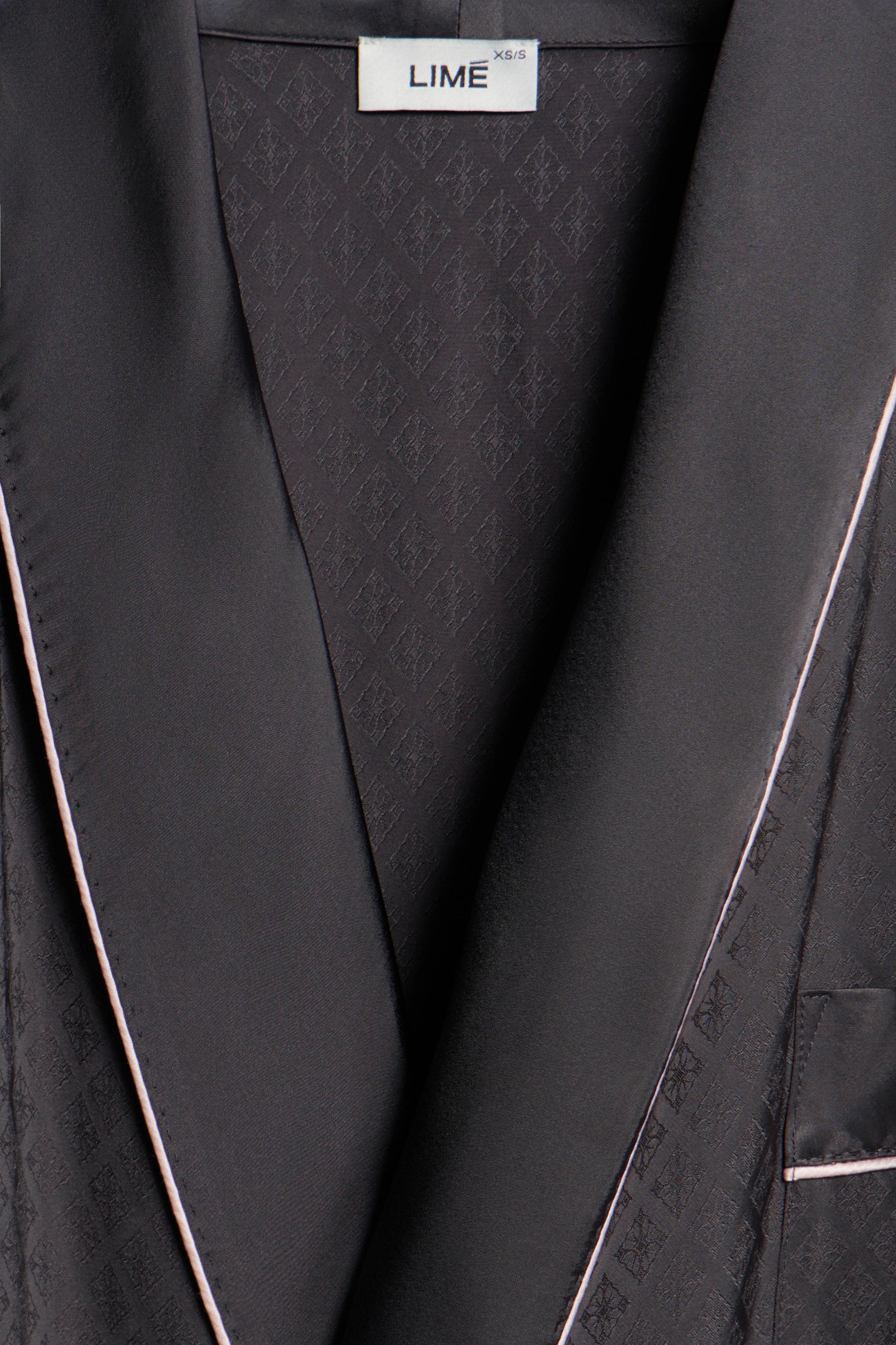 ANTHRACITE GREY