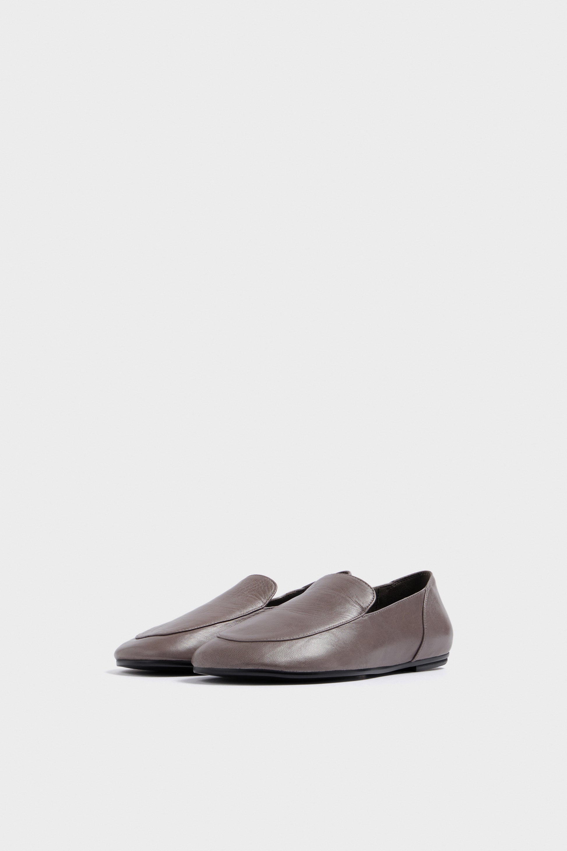 GRAY BROWN