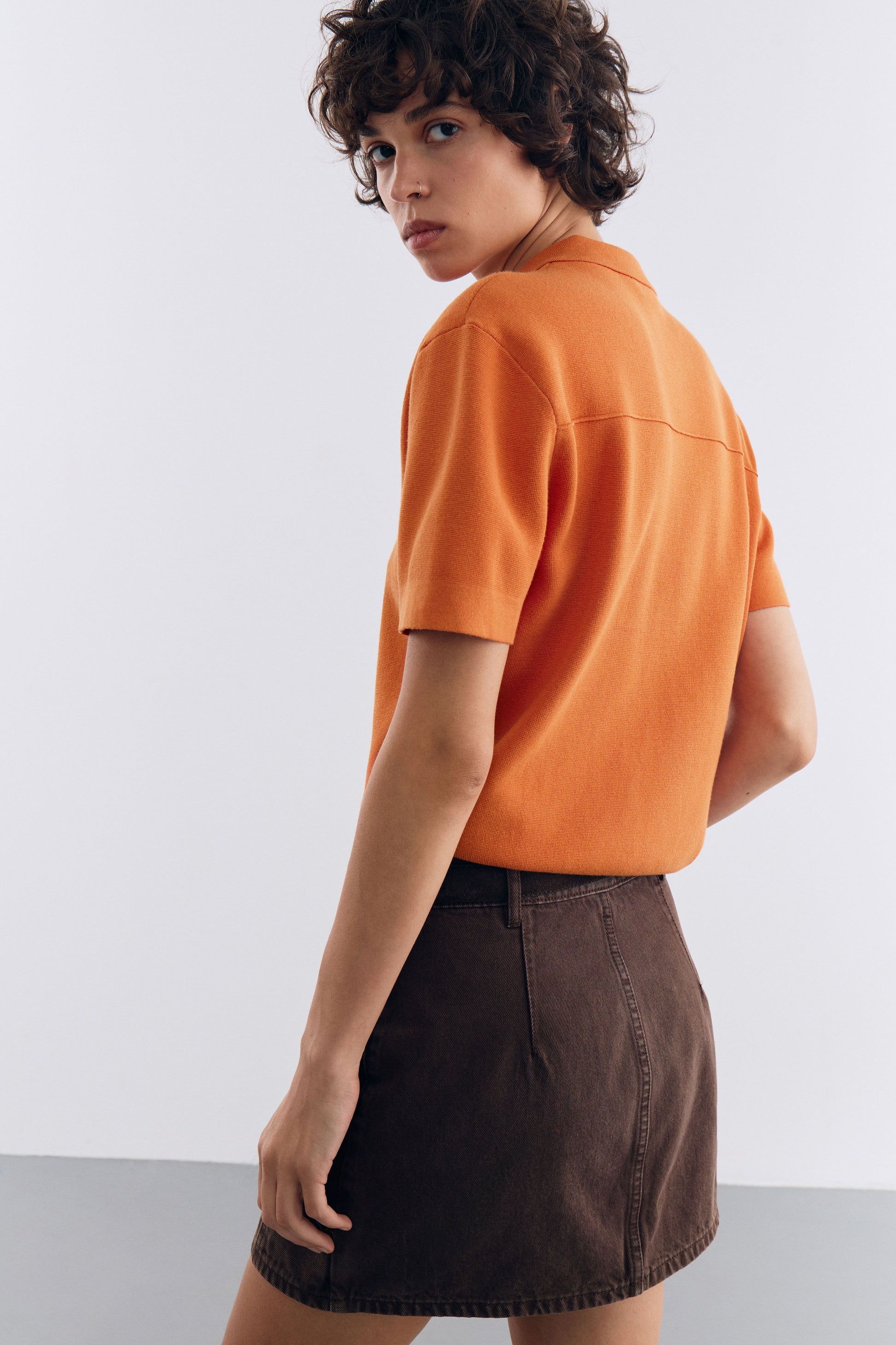 DARK ORANGE