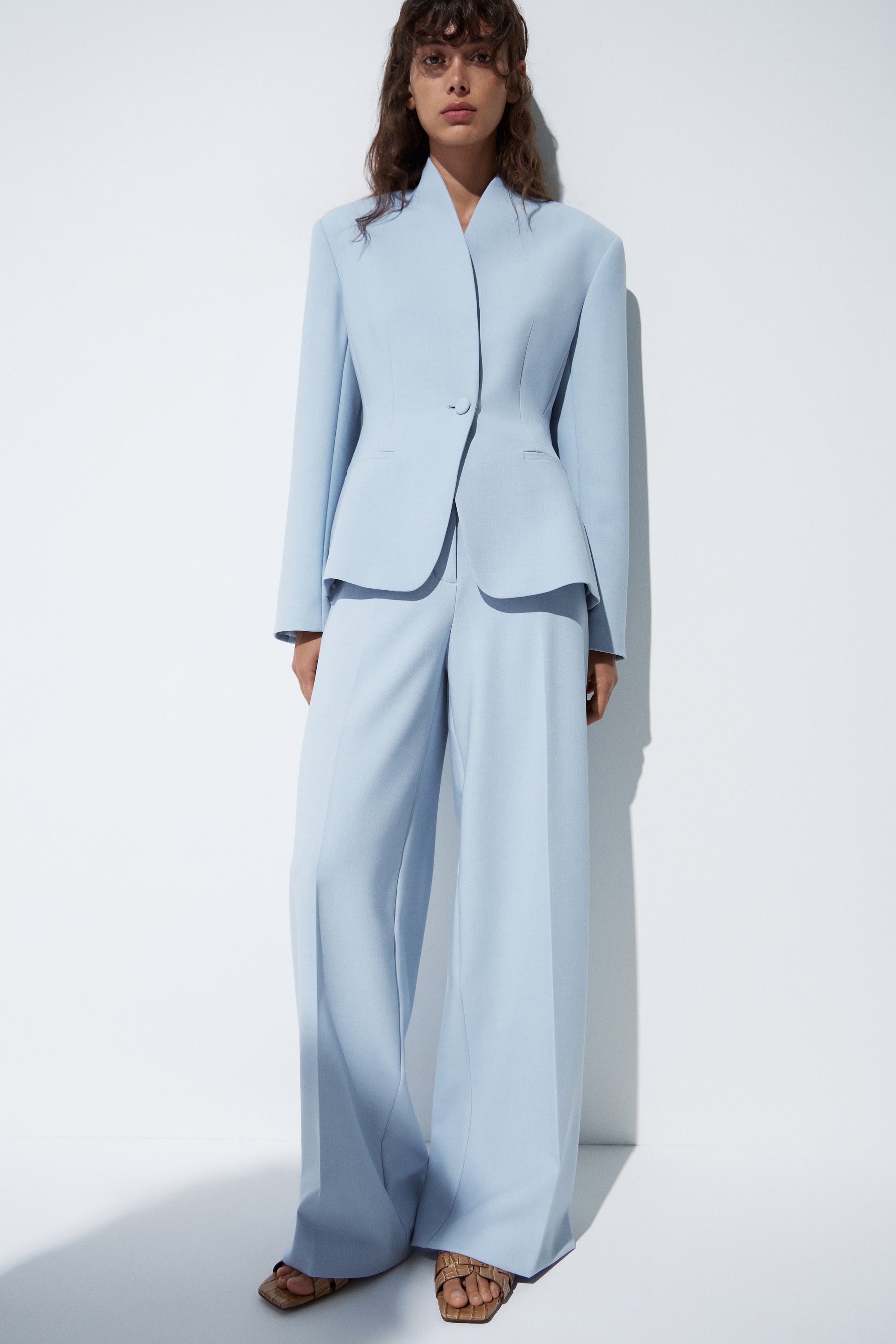 GREY BLUE