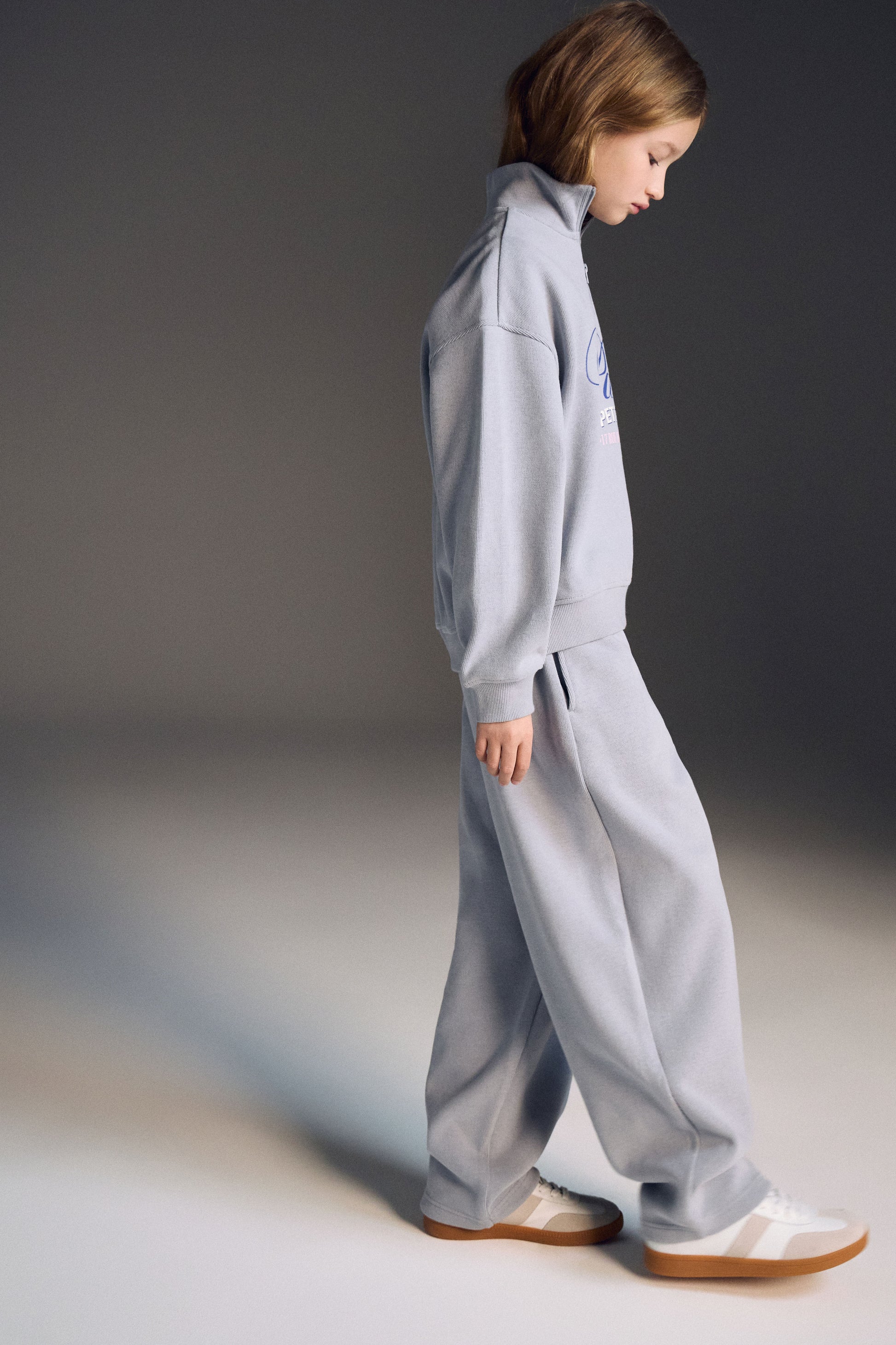 GREY BLUE