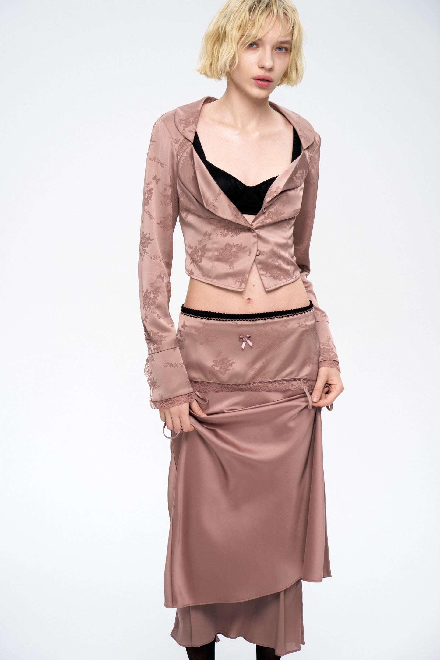 DUSTY ROSE