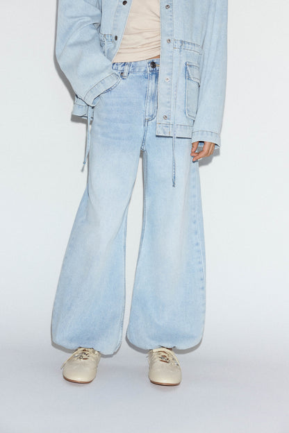 LIGHT BLUE