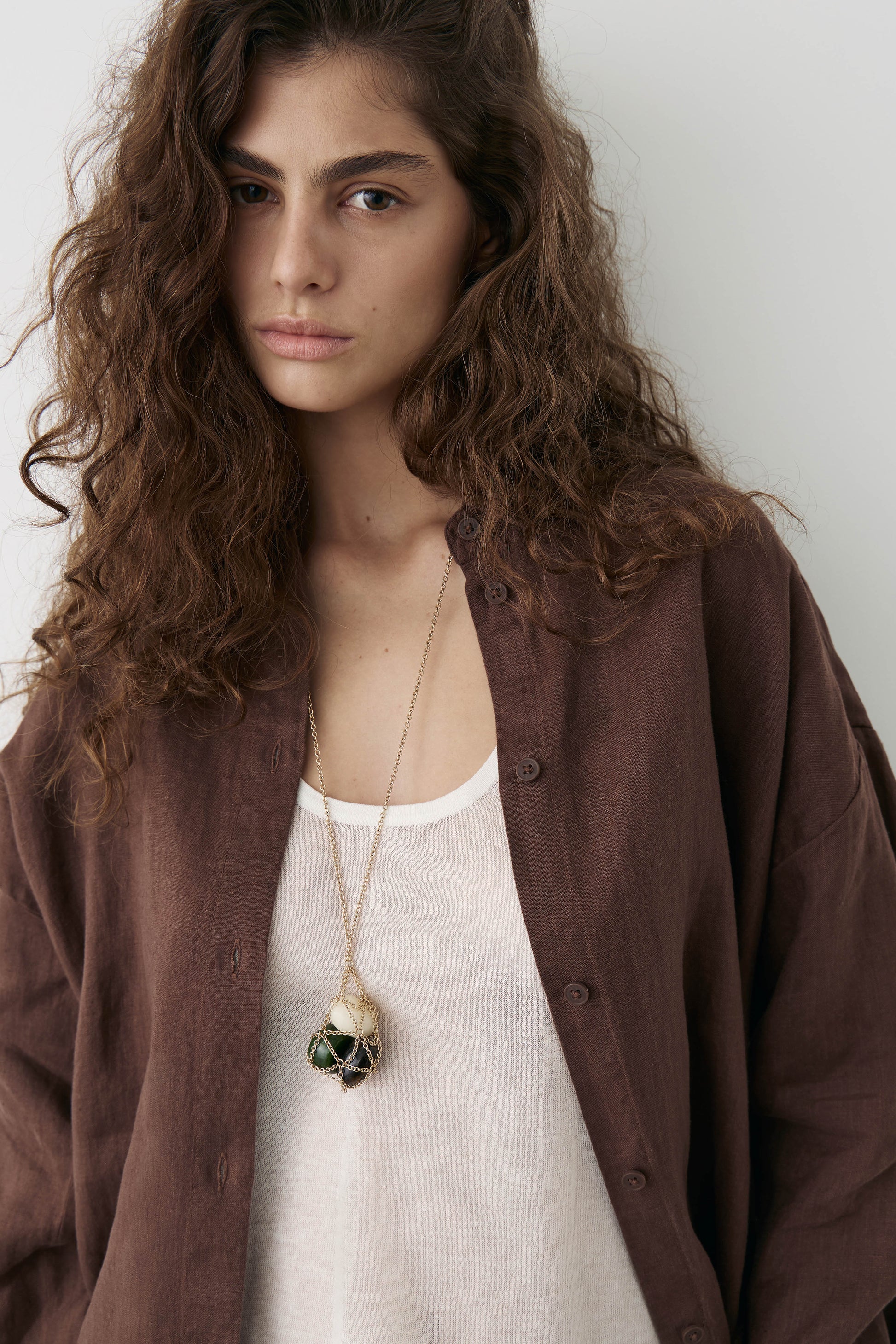 DARK BROWN
