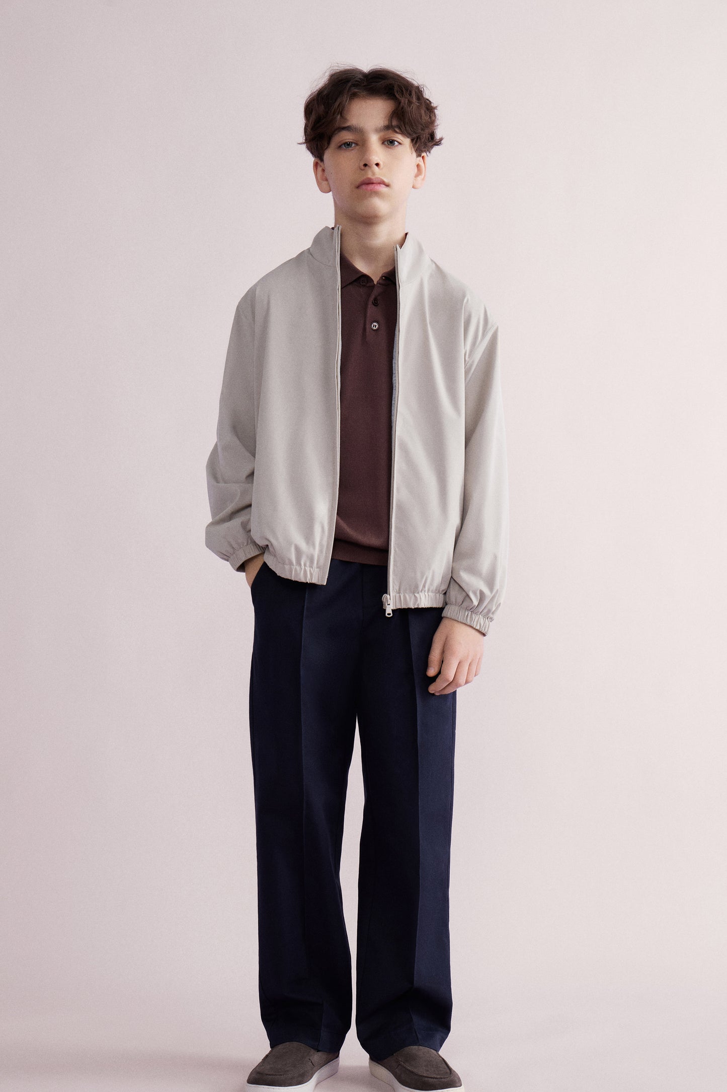 GREY BEIGE