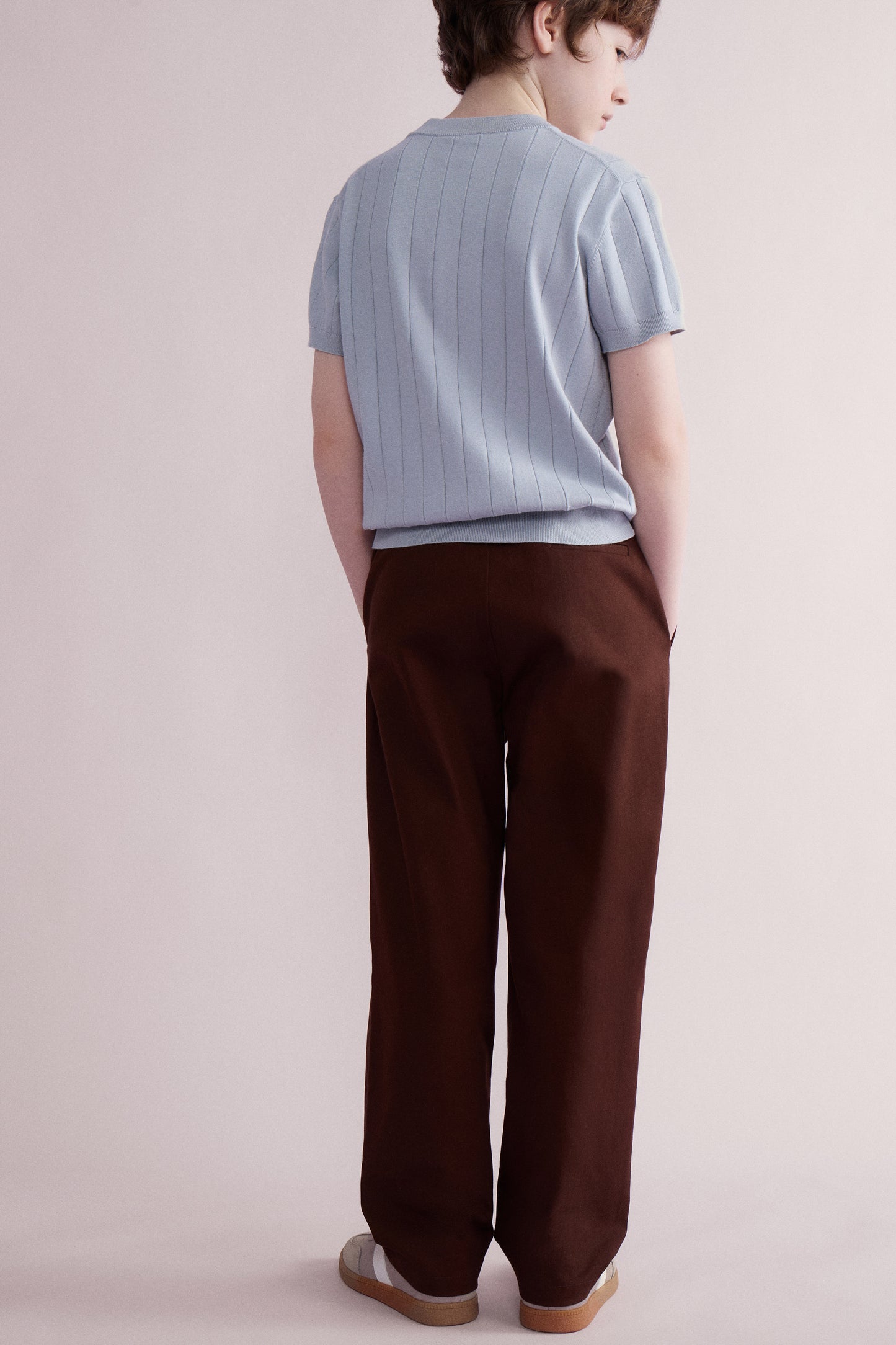 DARK BROWN