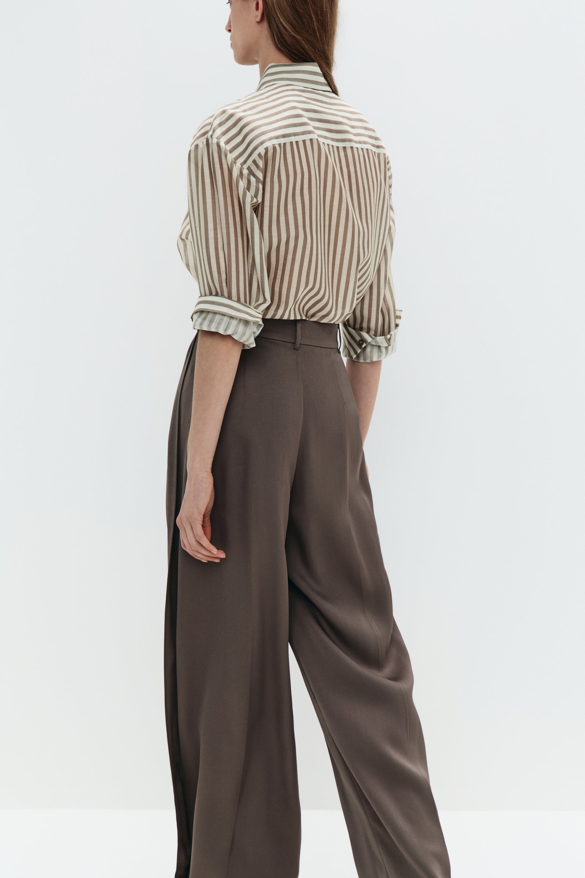 GRAY BROWN