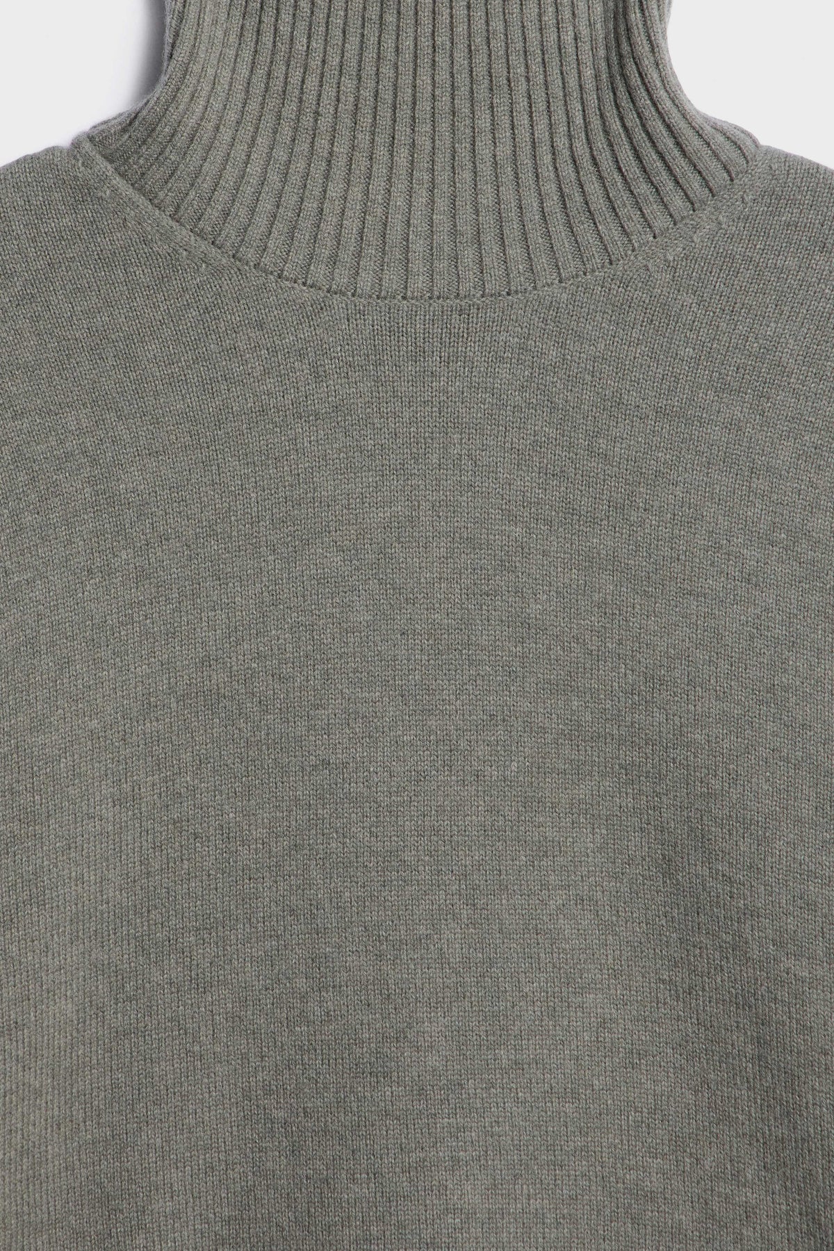 GRAY-GREEN