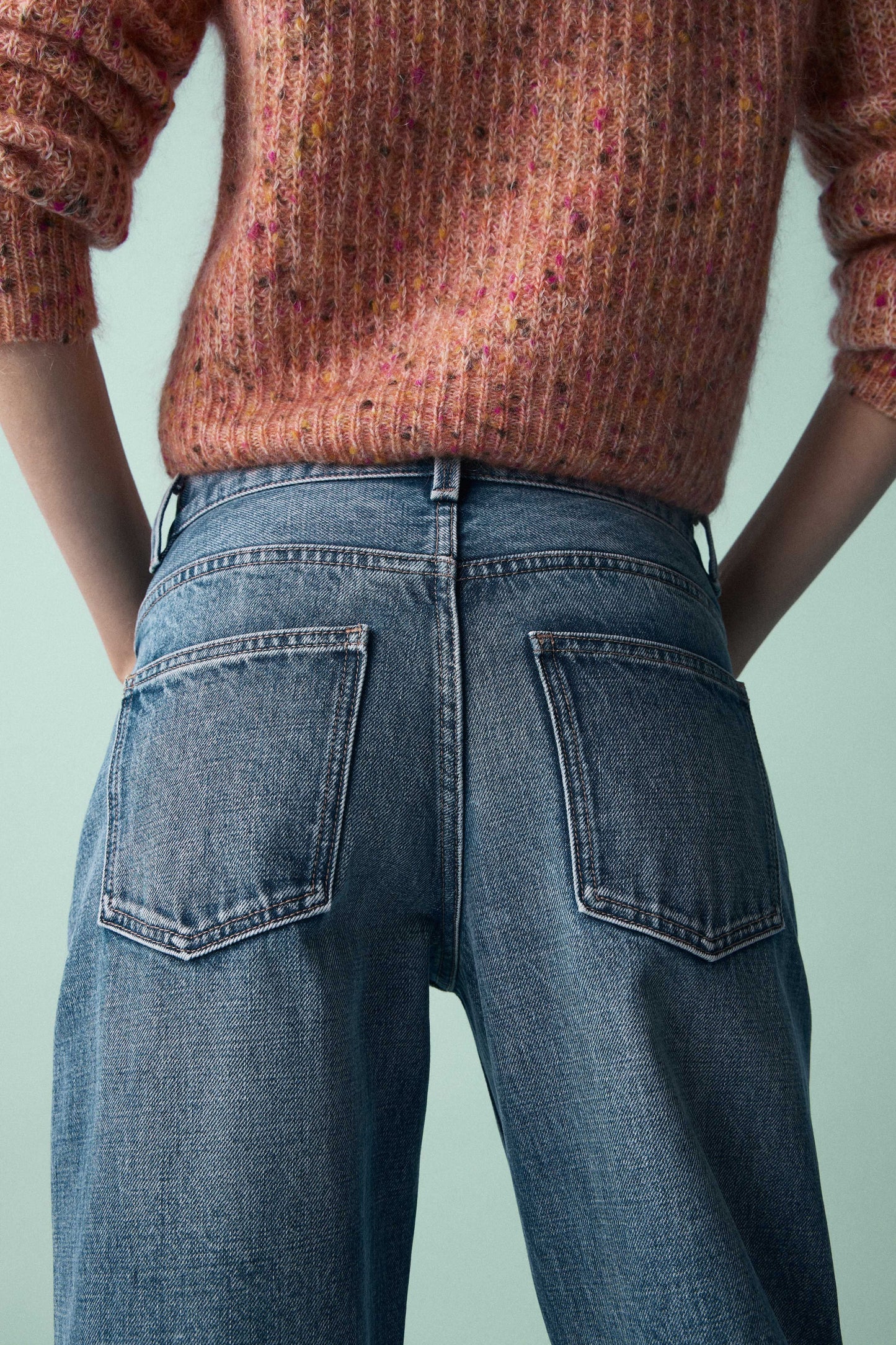 VINTAGE BLUE