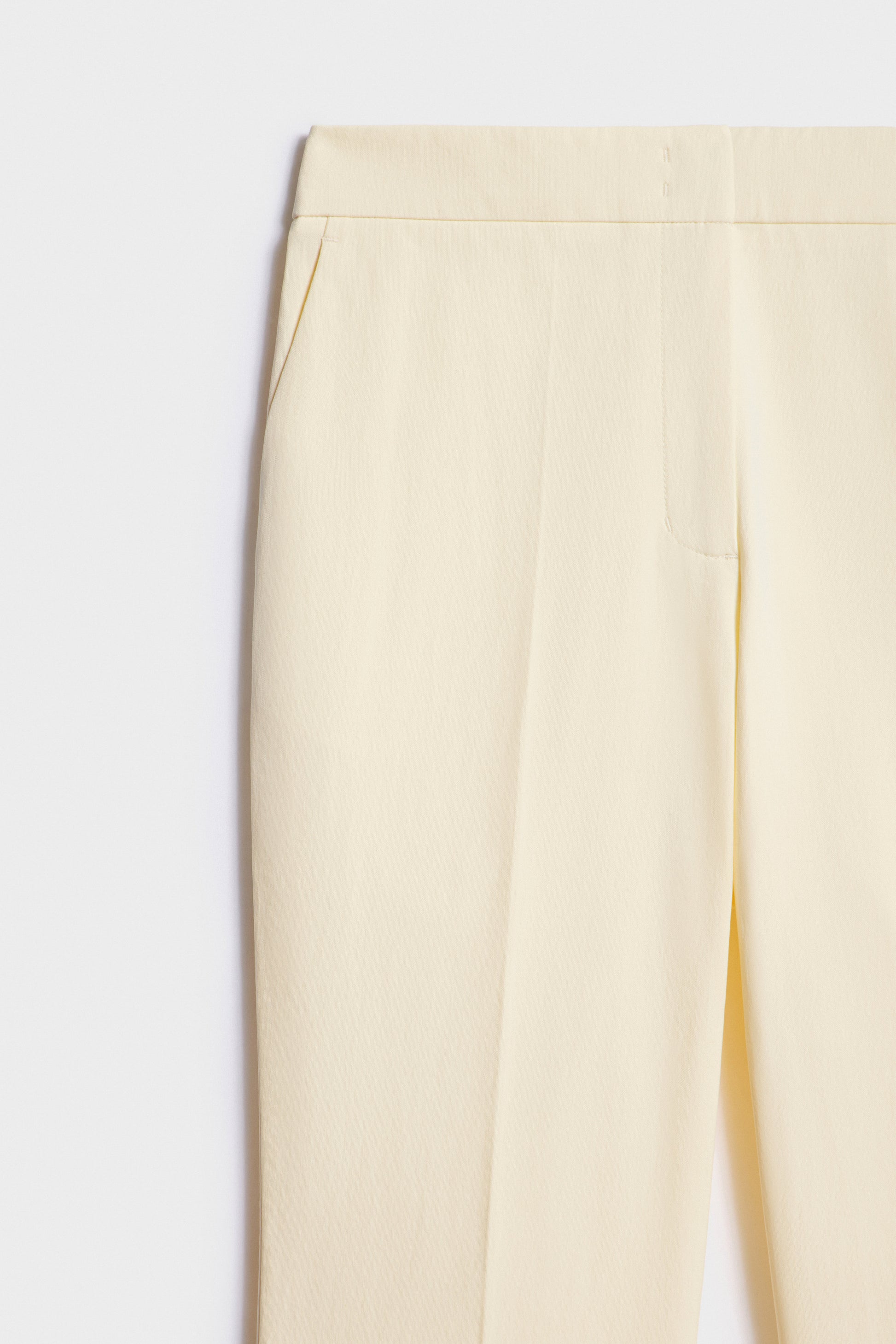 LIGHT YELLOW