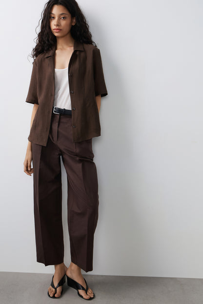 DARK BROWN