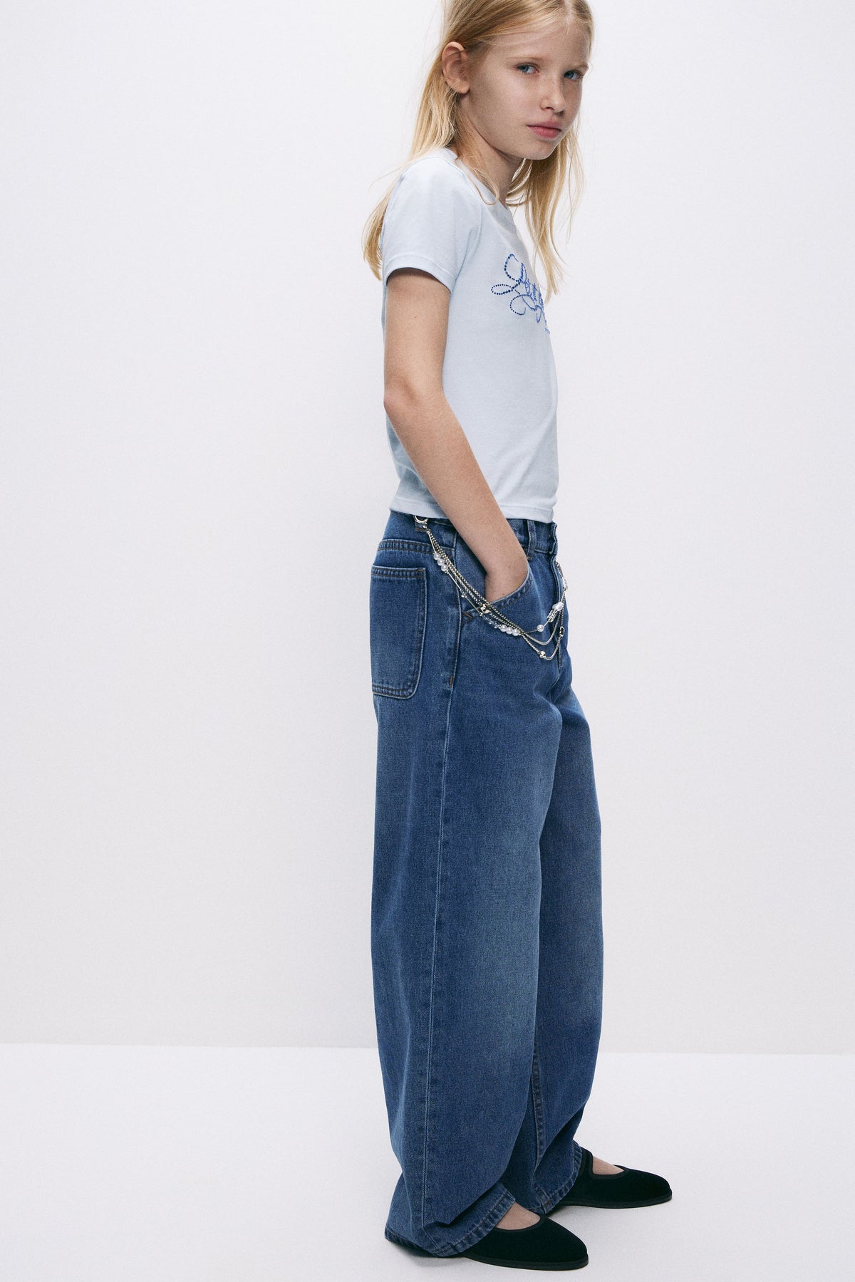 VINTAGE BLUE