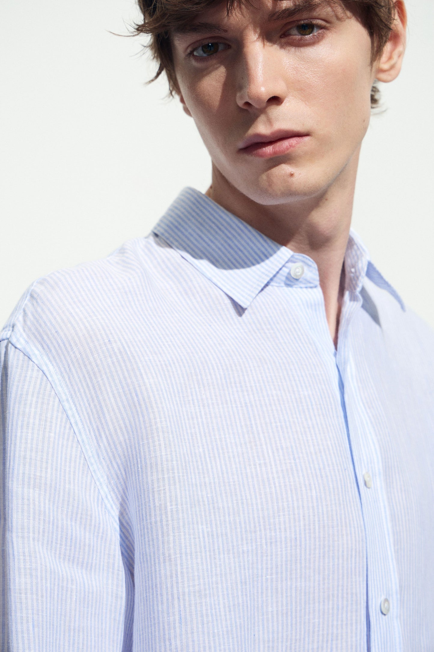 WHITE/BLUE