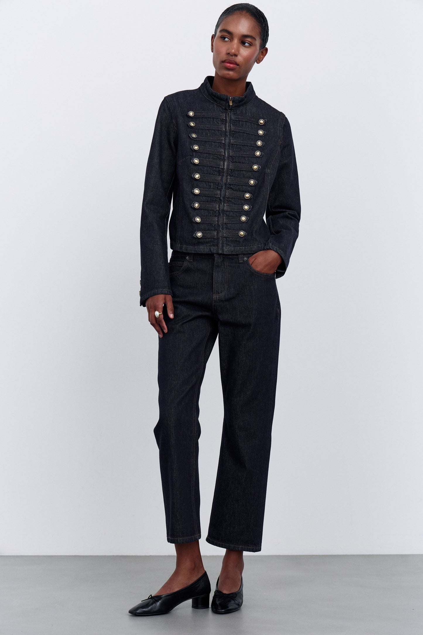 DARK BLUE