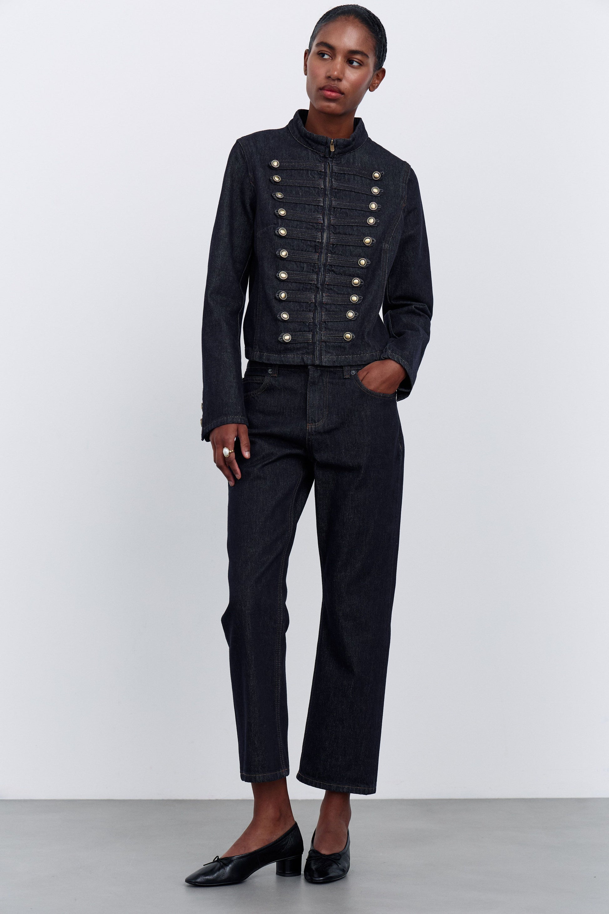 DARK BLUE