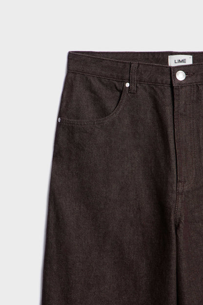 DARK BROWN