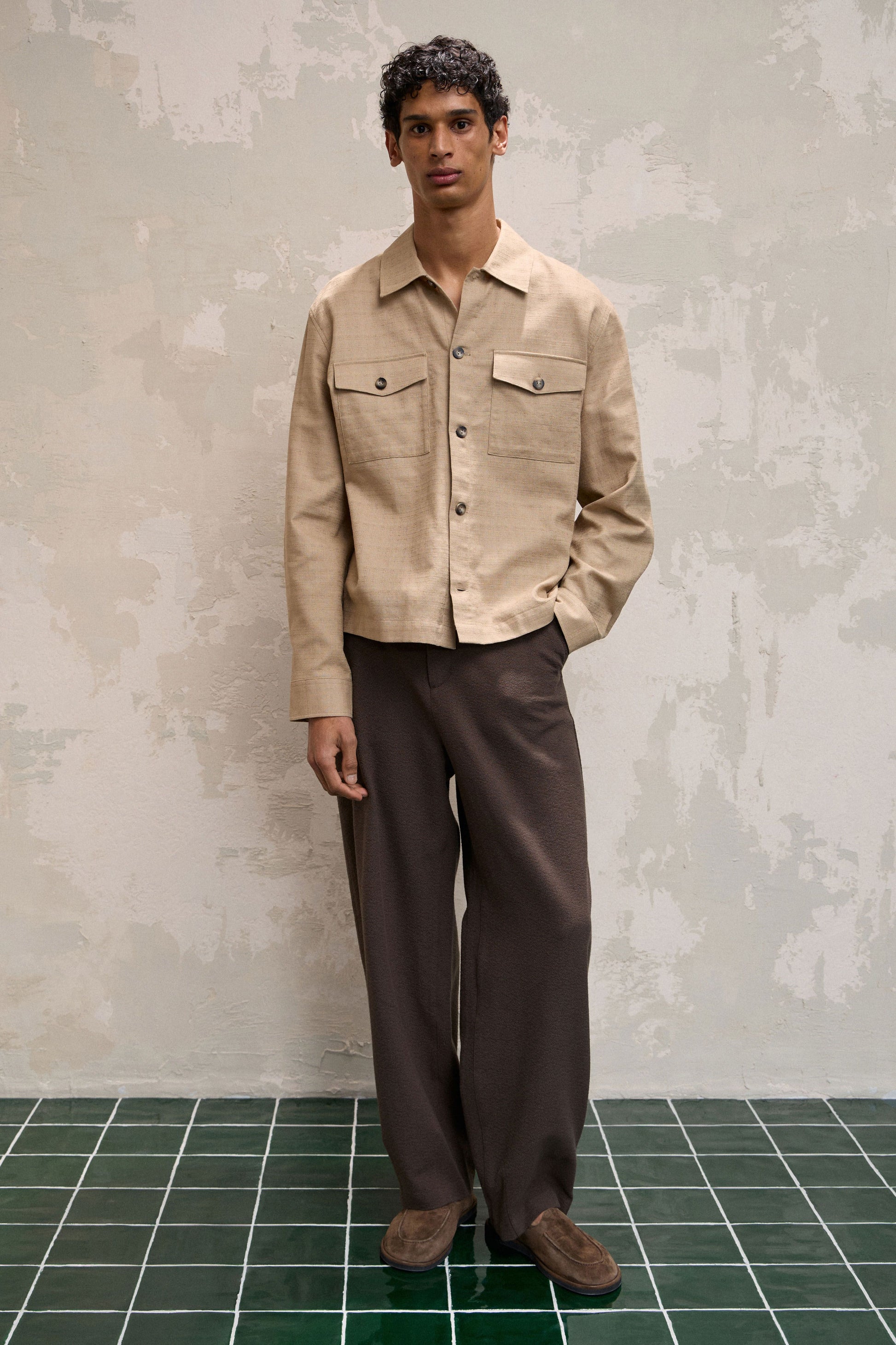 DARK BEIGE