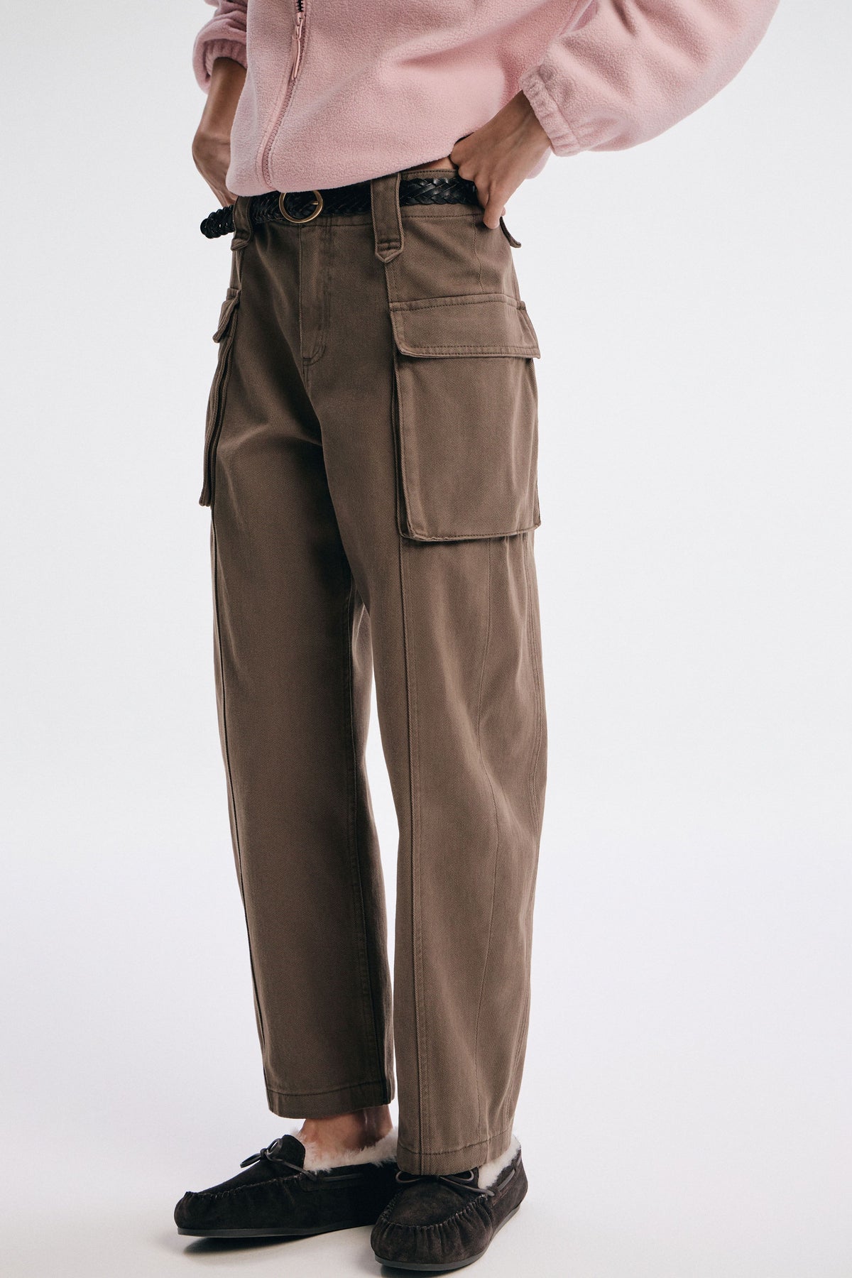 KHAKI