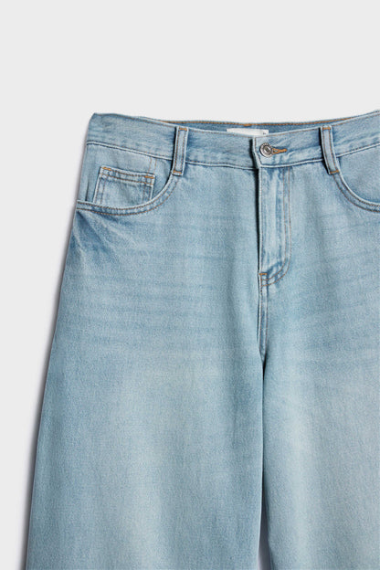 ANTIQUE BLUE
