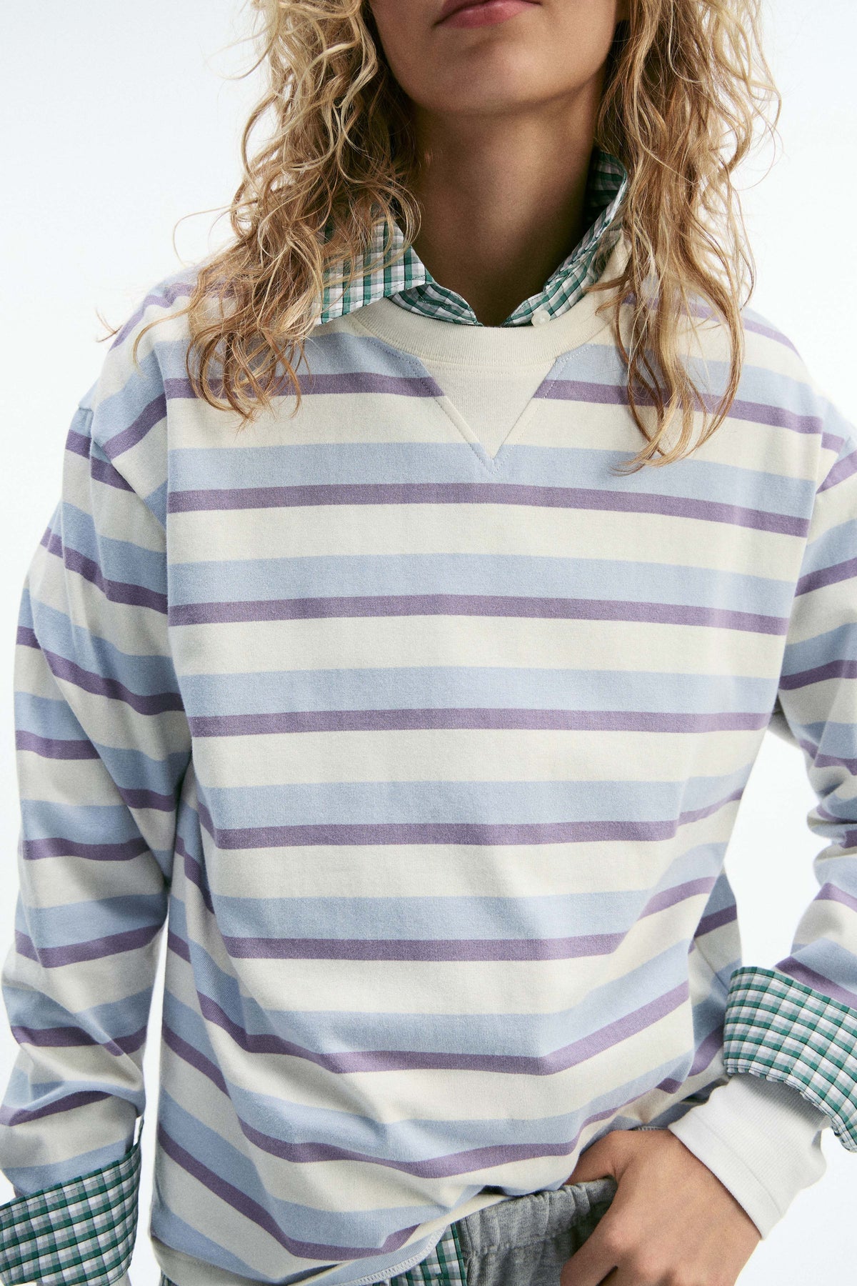 LIGHT BLUE/WHITE