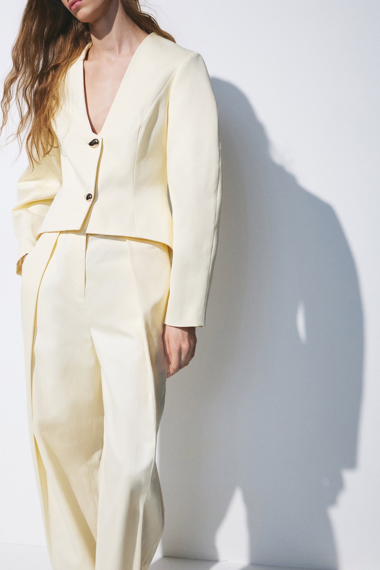 LIGHT YELLOW