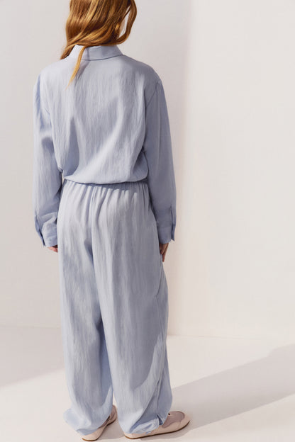 LIGHT BLUE