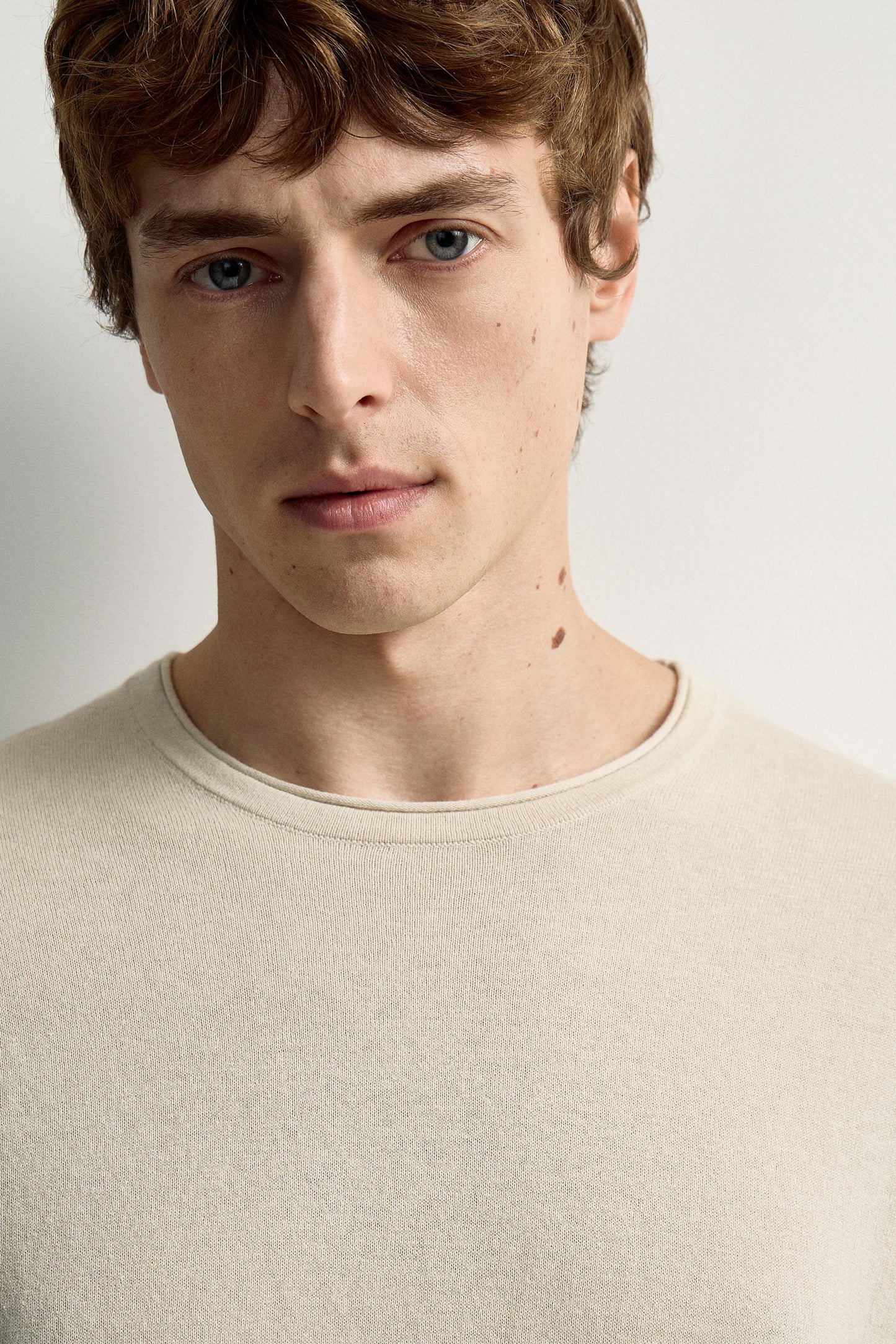 POWDER BEIGE