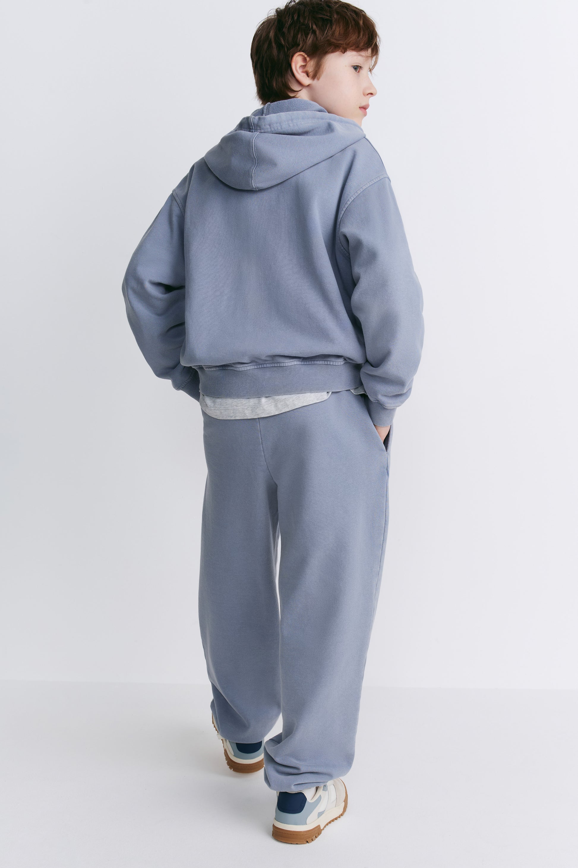 GREY BLUE