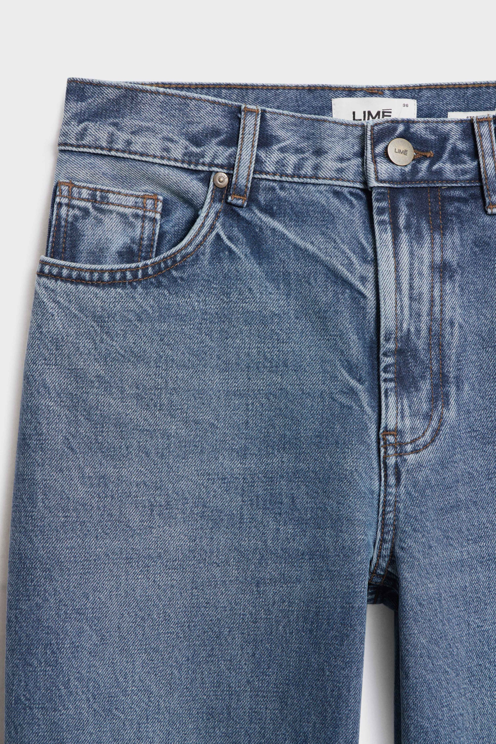 VINTAGE BLUE