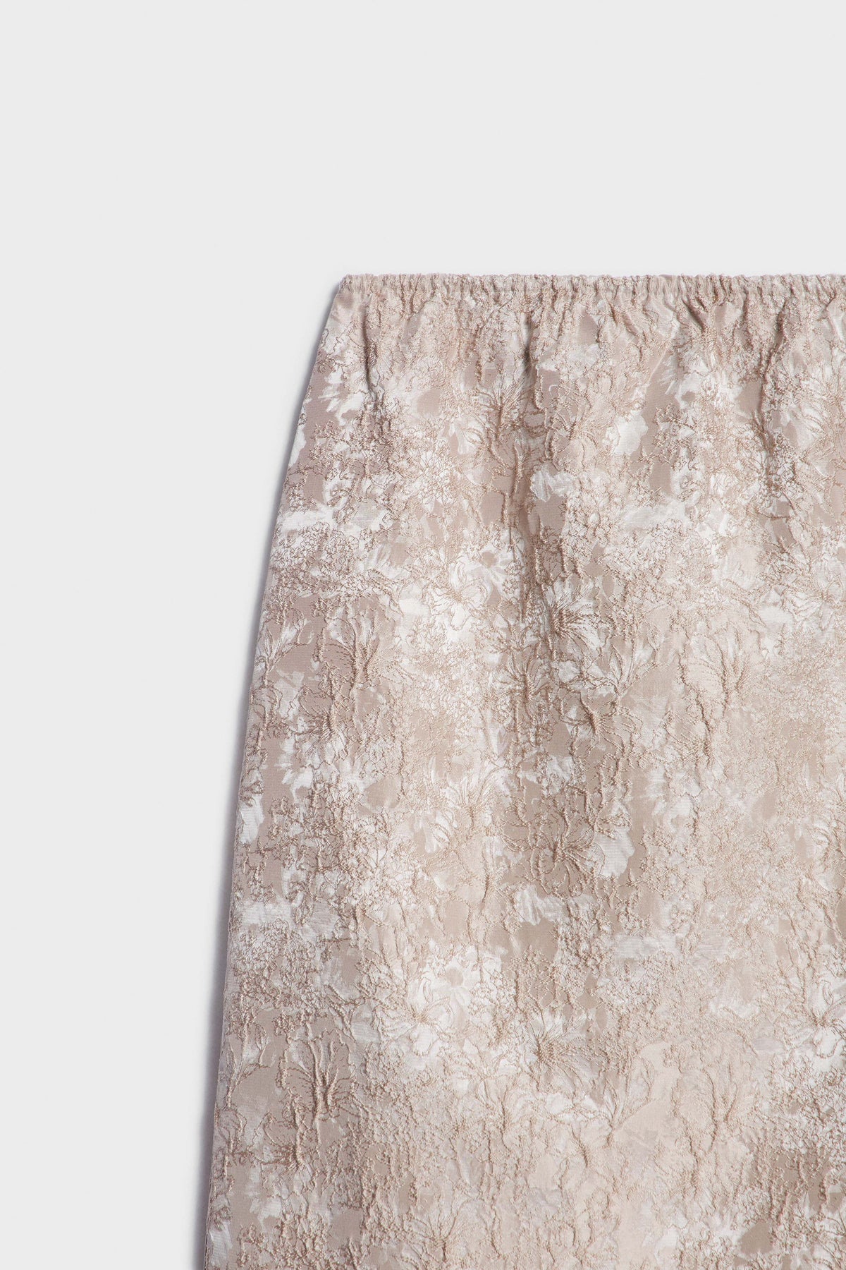 WHITE/BEIGE