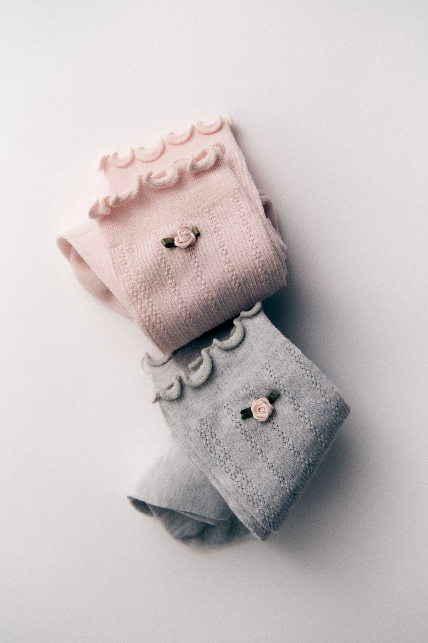 APPLIQUÉD POINTELLE COTTON SOCKS