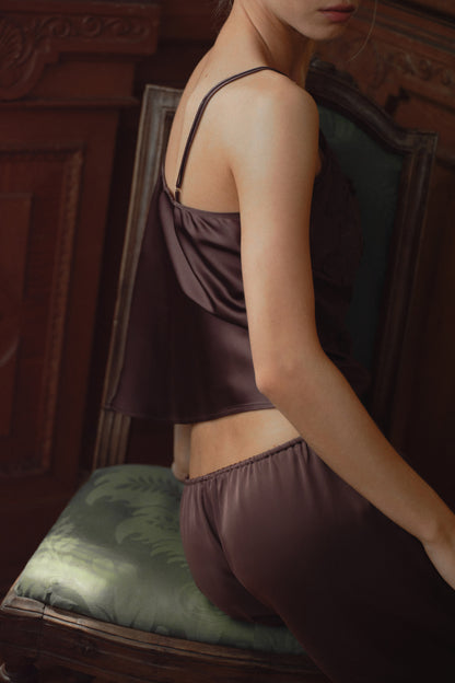 DARK BROWN