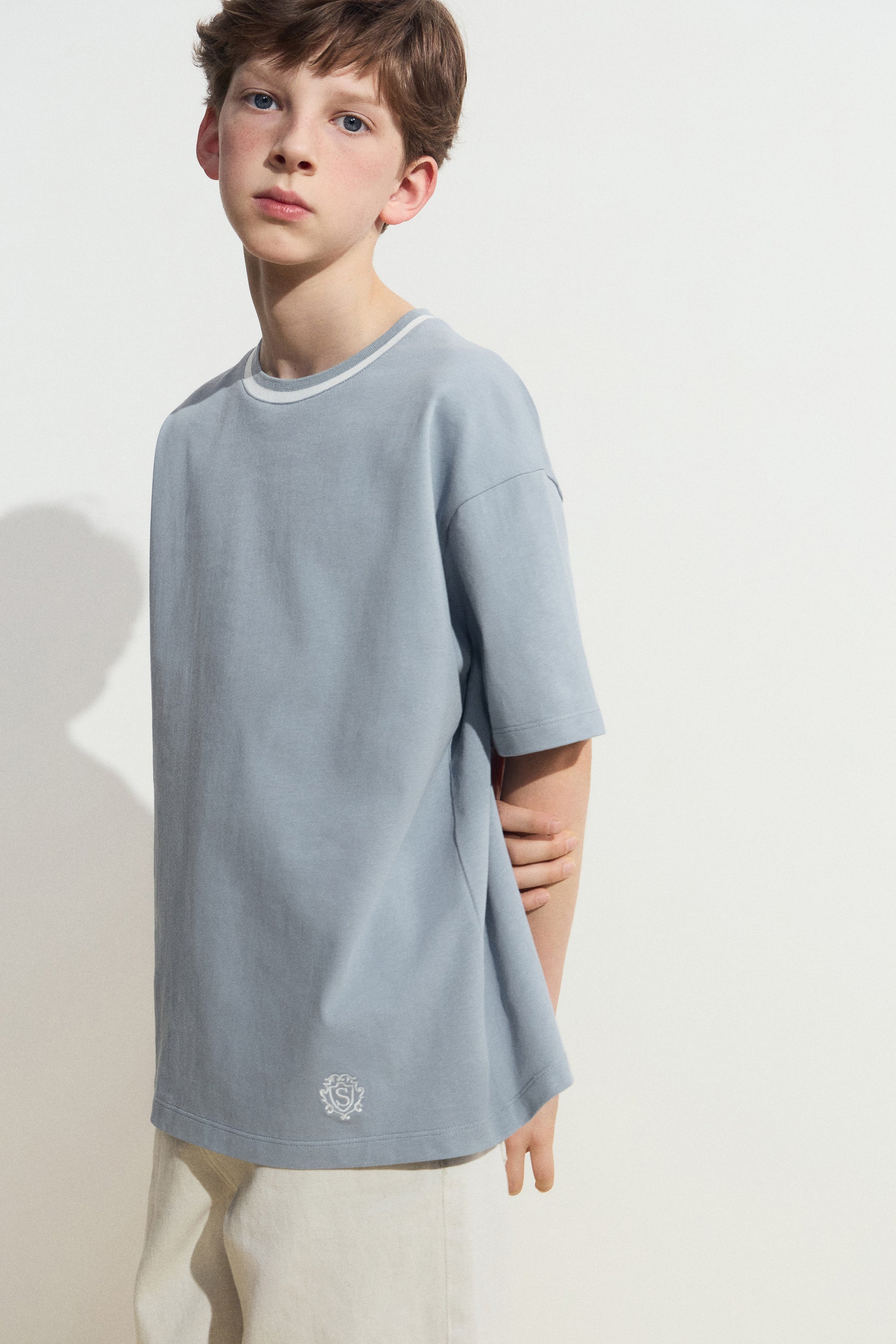 GREY BLUE
