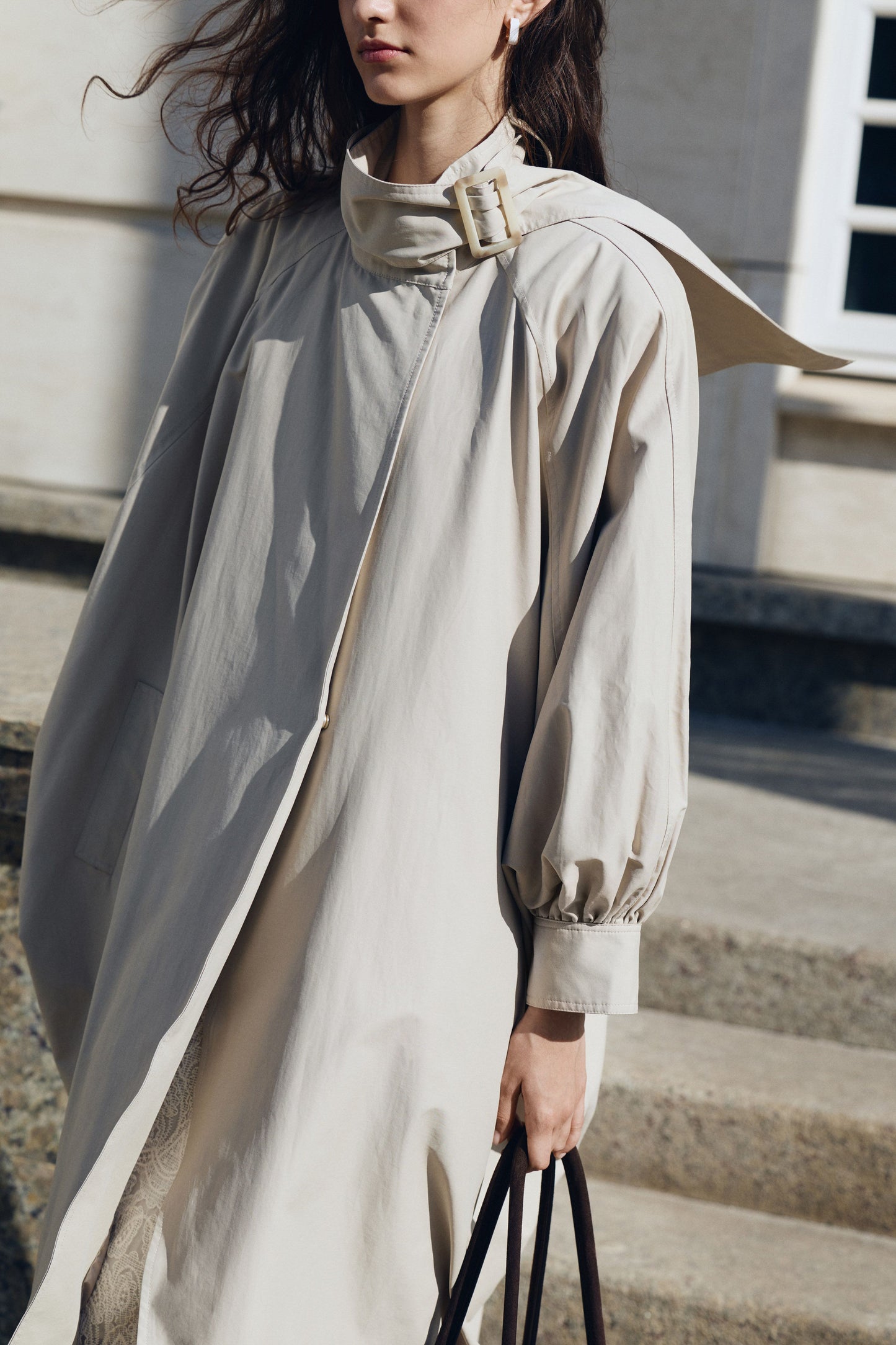 GREY BEIGE